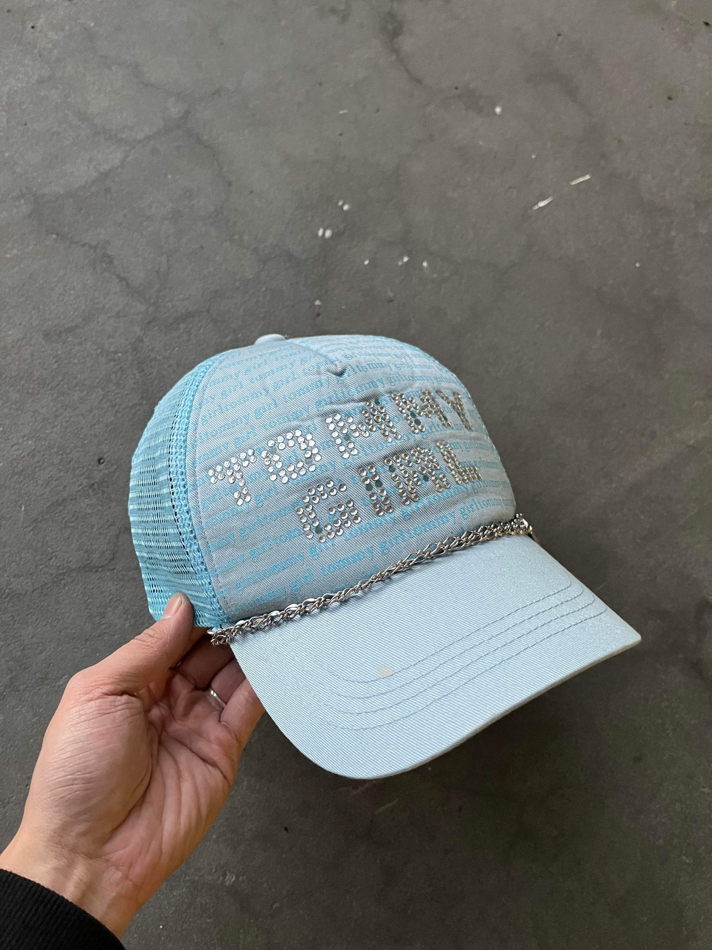 (OSFA) Vintage Tommy Girl Trucker Cap