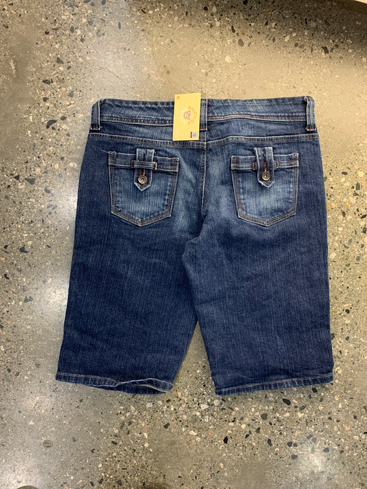 s101 - 30w Mossimo Jorts