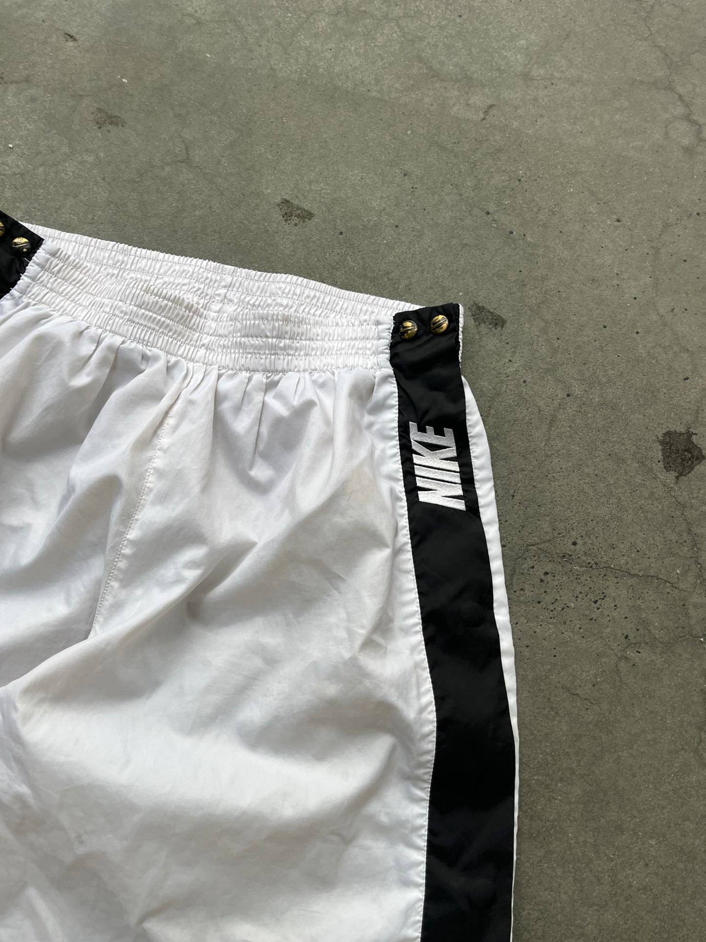 (L) 90’s Nike Windbreaker Pants