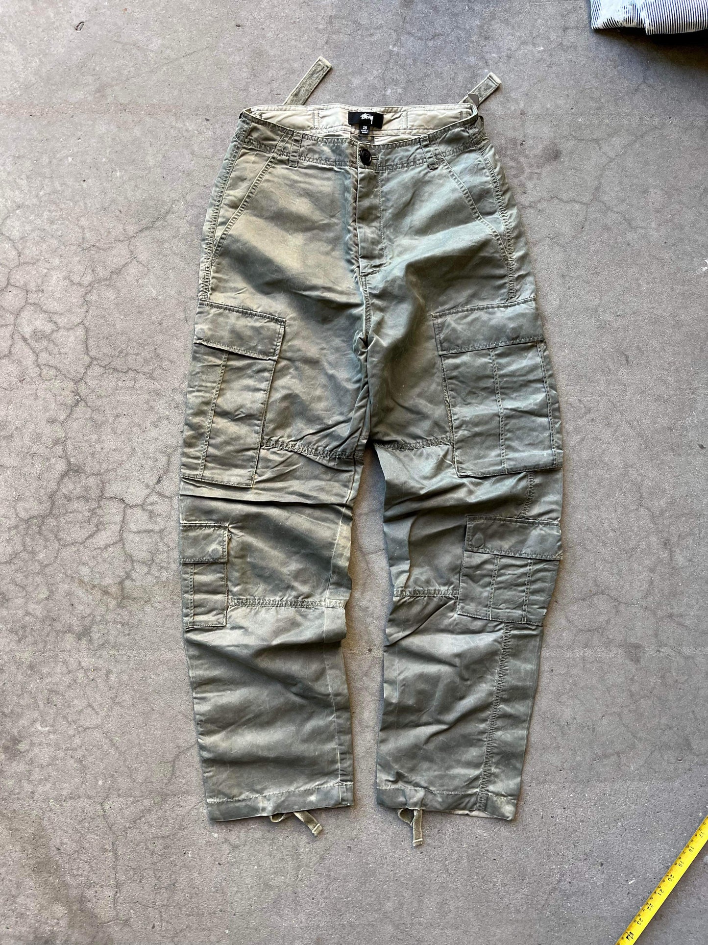 (28”) Stussy Bondage Cargos