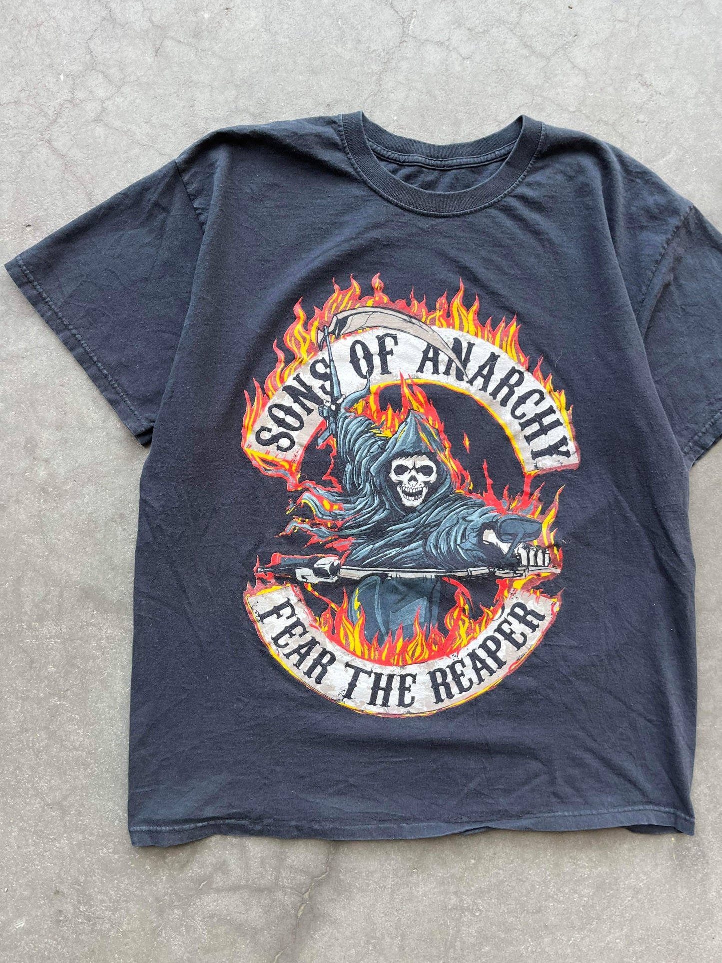 ~ (L) Sons of Anarchy Fear the Reaper Tee