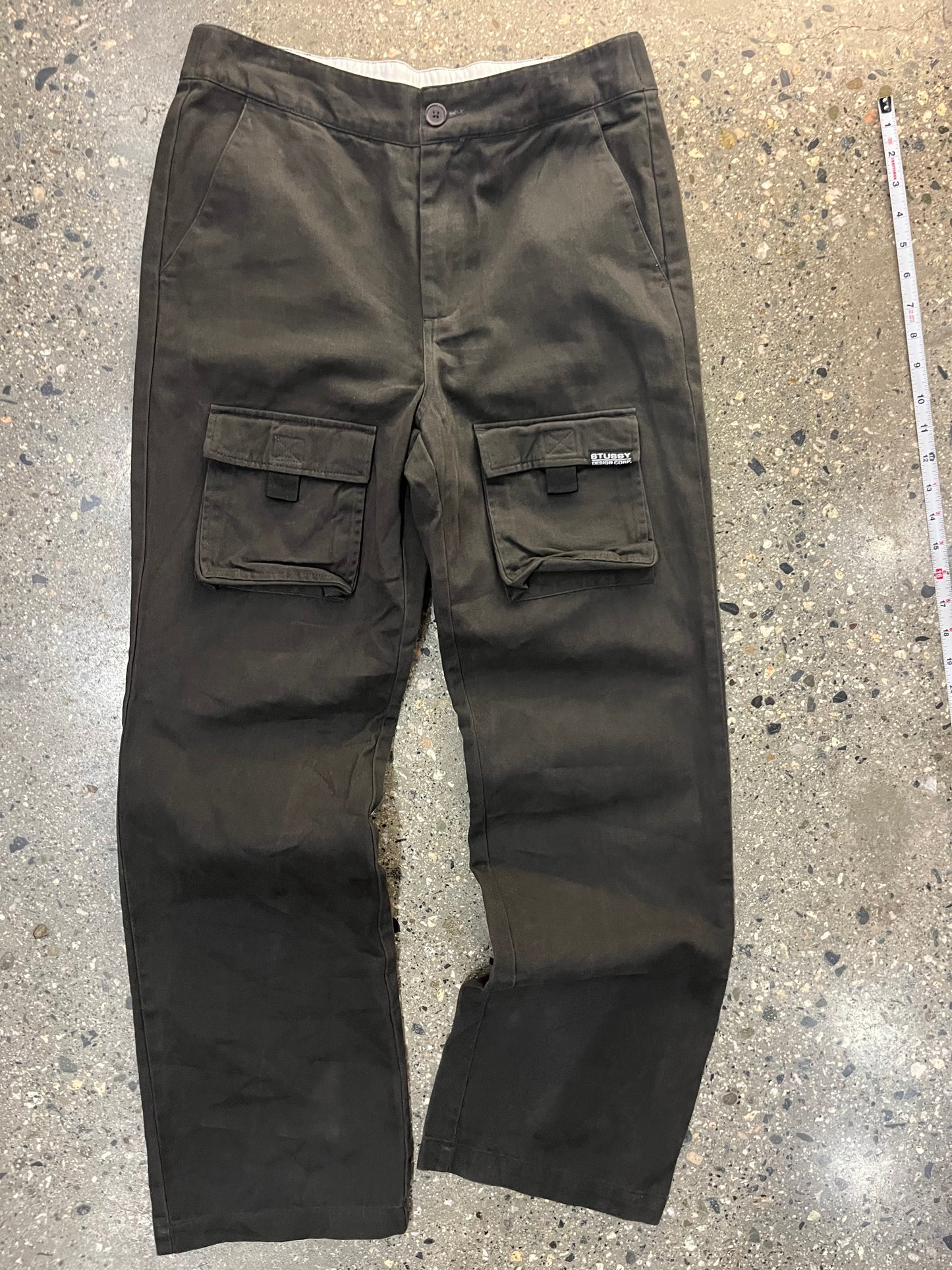 (S)  Stussy "Stussy Designs" Tag Cargo Pants