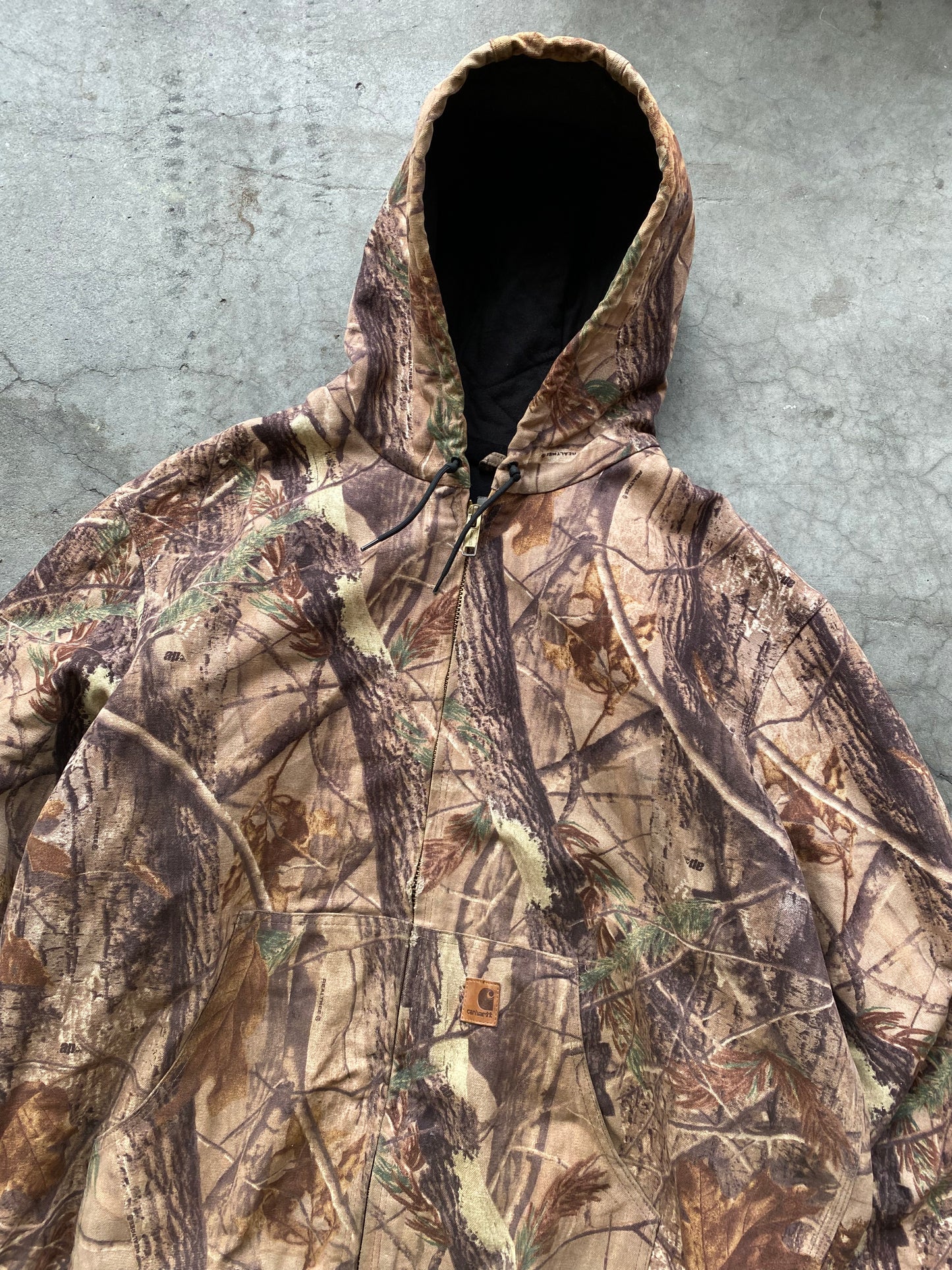 (XL/2X) Carhartt Real Tree Hooded Jacket