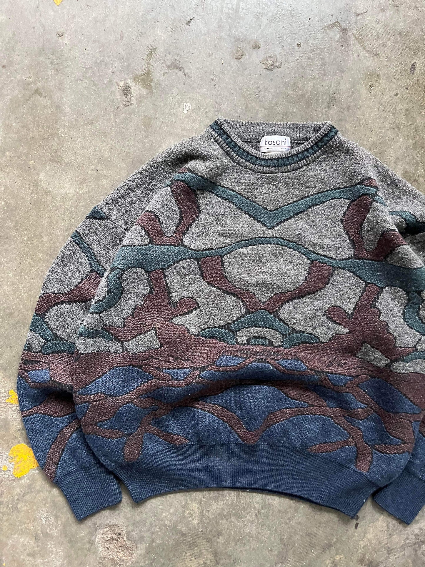 (L) Vintage Textured Abstract Knit