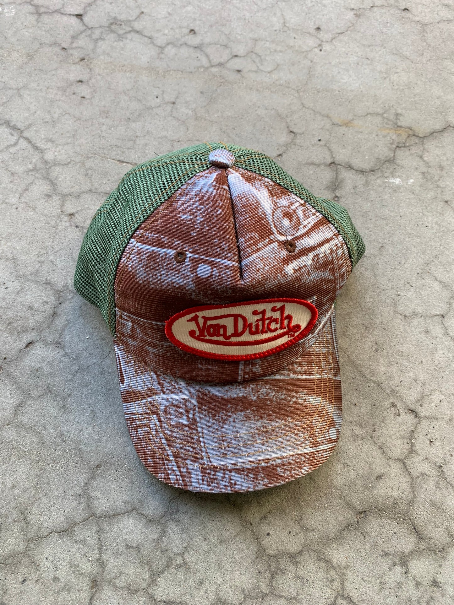 (OSFA) Von Dutch Green & Black Trucker Hat