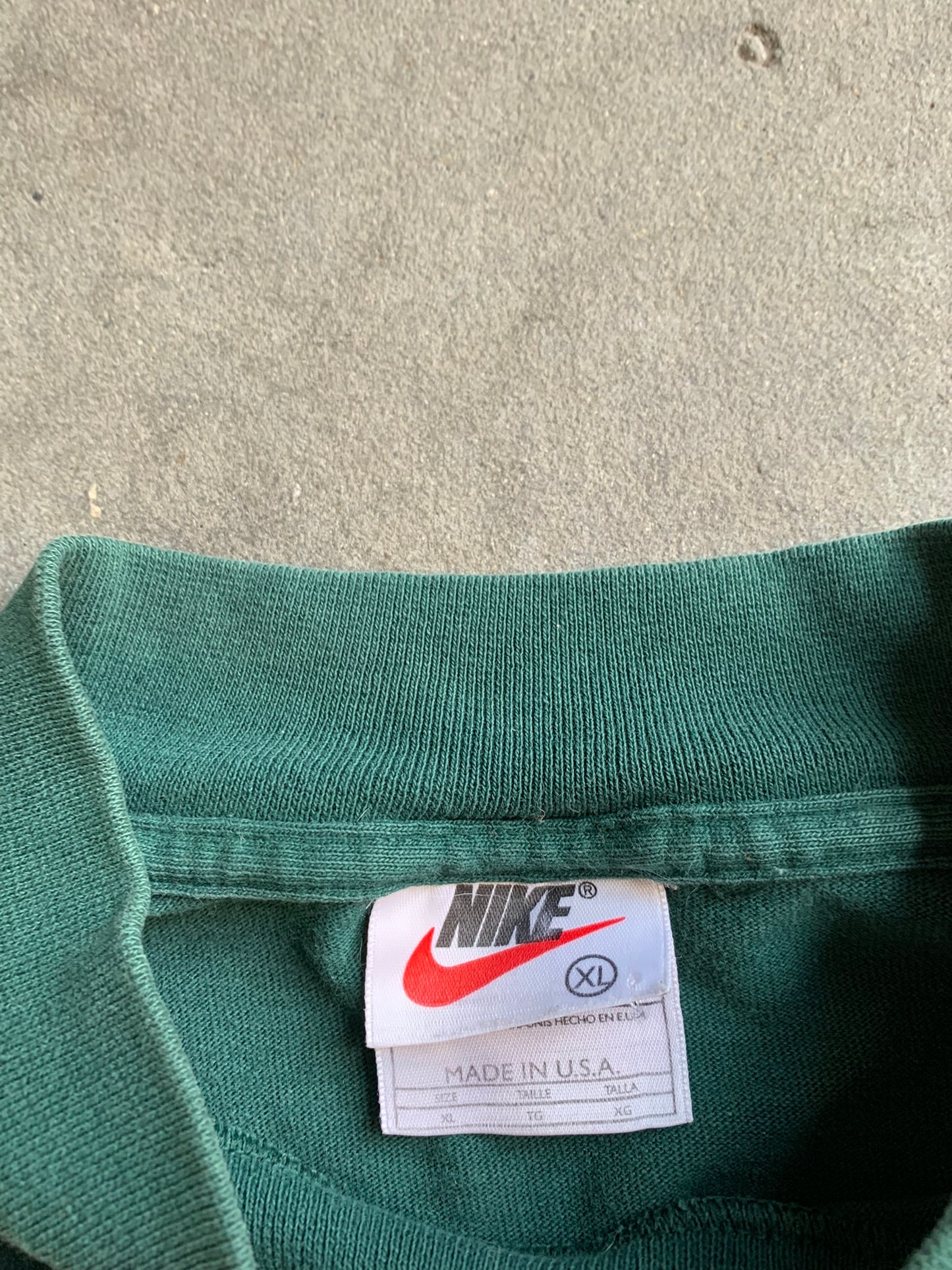 (XL/2X) 90’s Forest Green Nike Mockneck