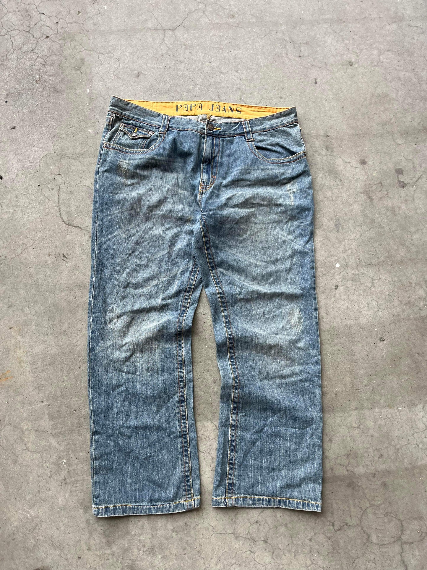 (42”) Y2K Baggy Pepe Jeans