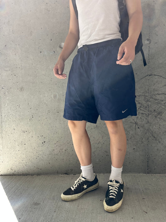 (M) 90s Nike Nylon Shorts