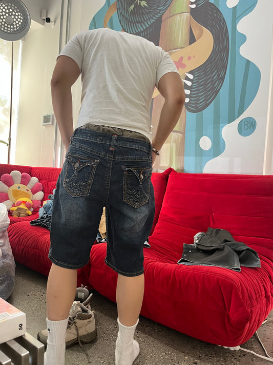 s109 - 32w Jorts