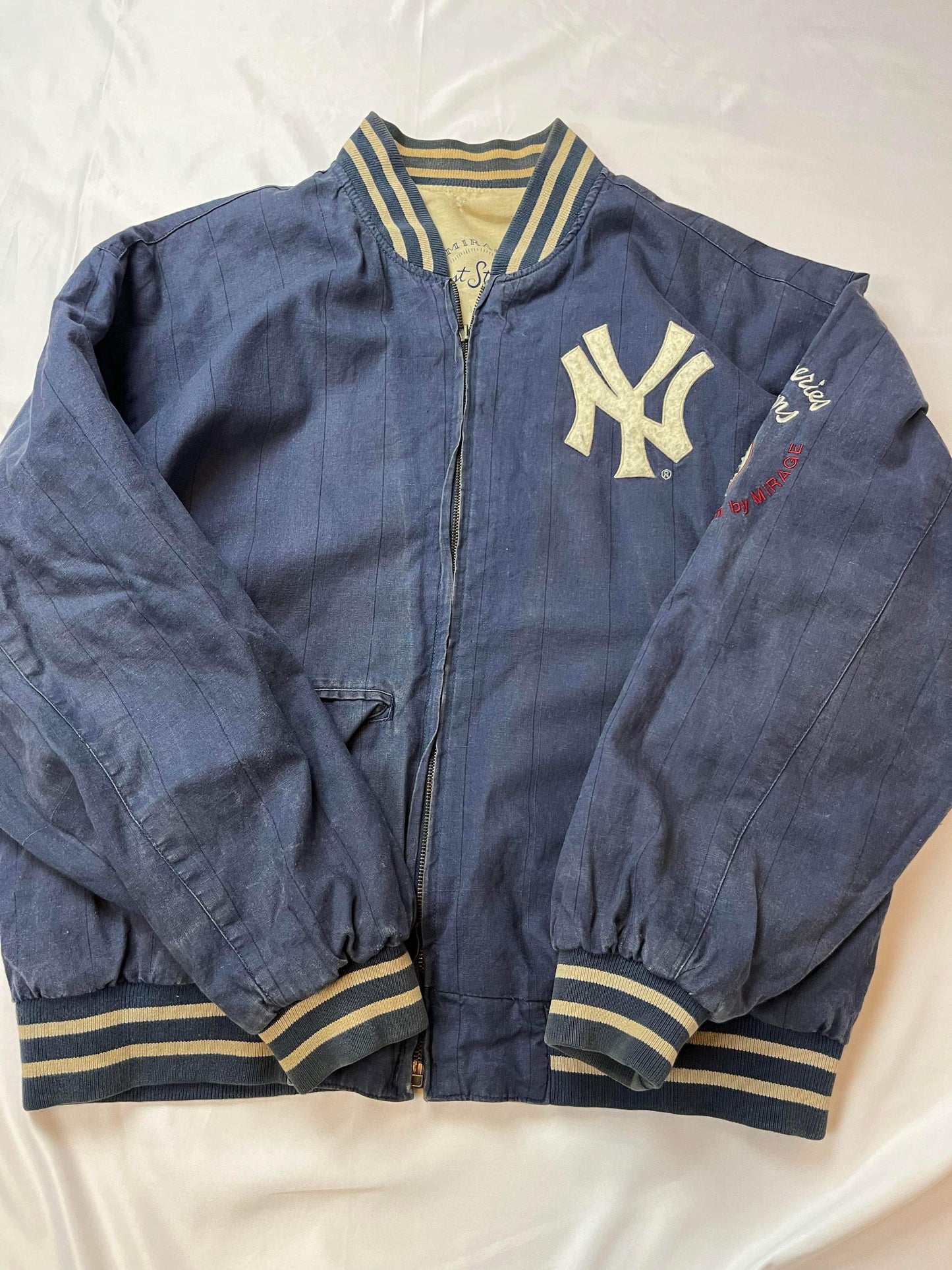 (2X) Mirage Reversible Yankees Jacket