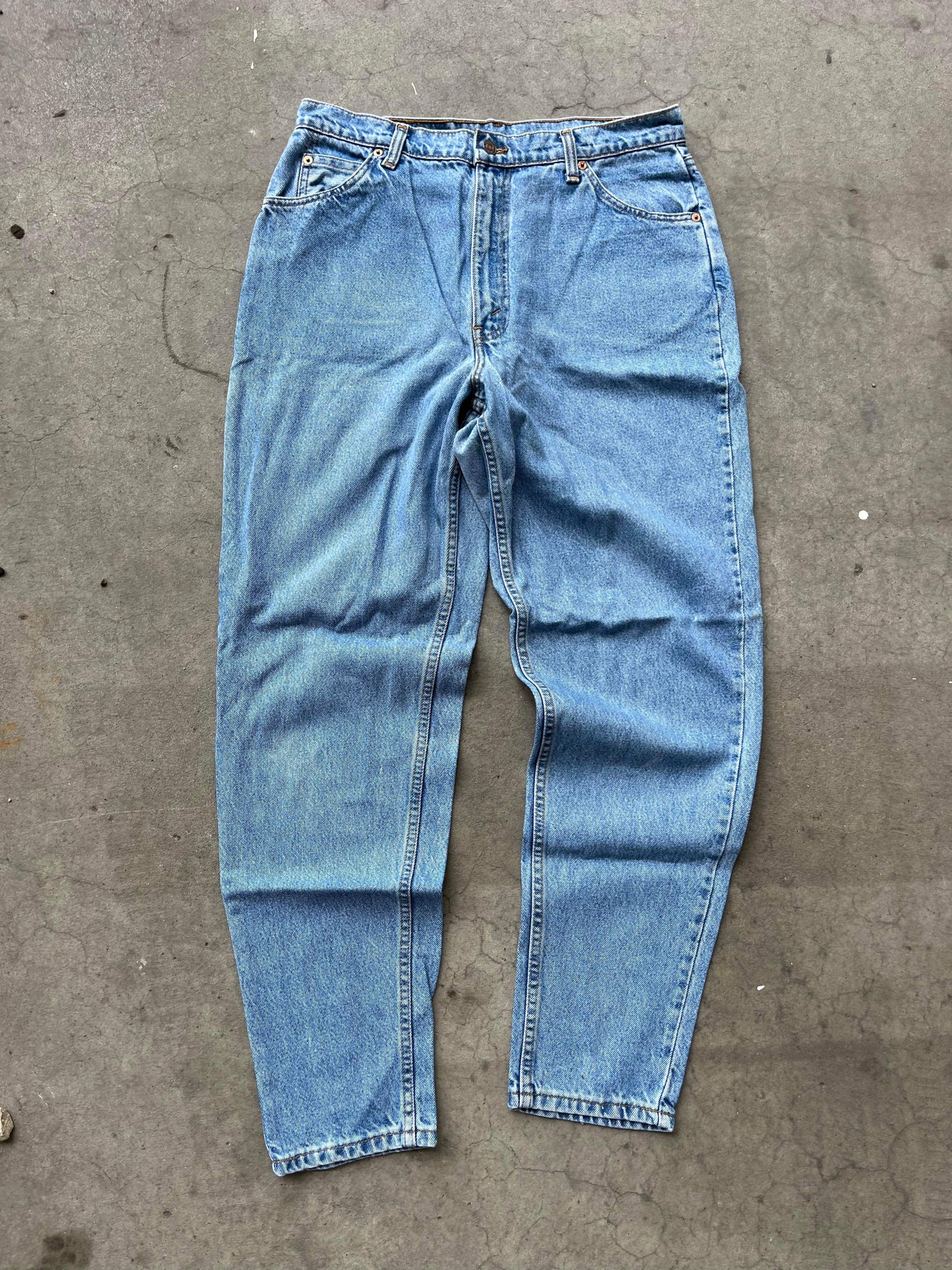 (32”) 90’s Levi Orange Tab Denim