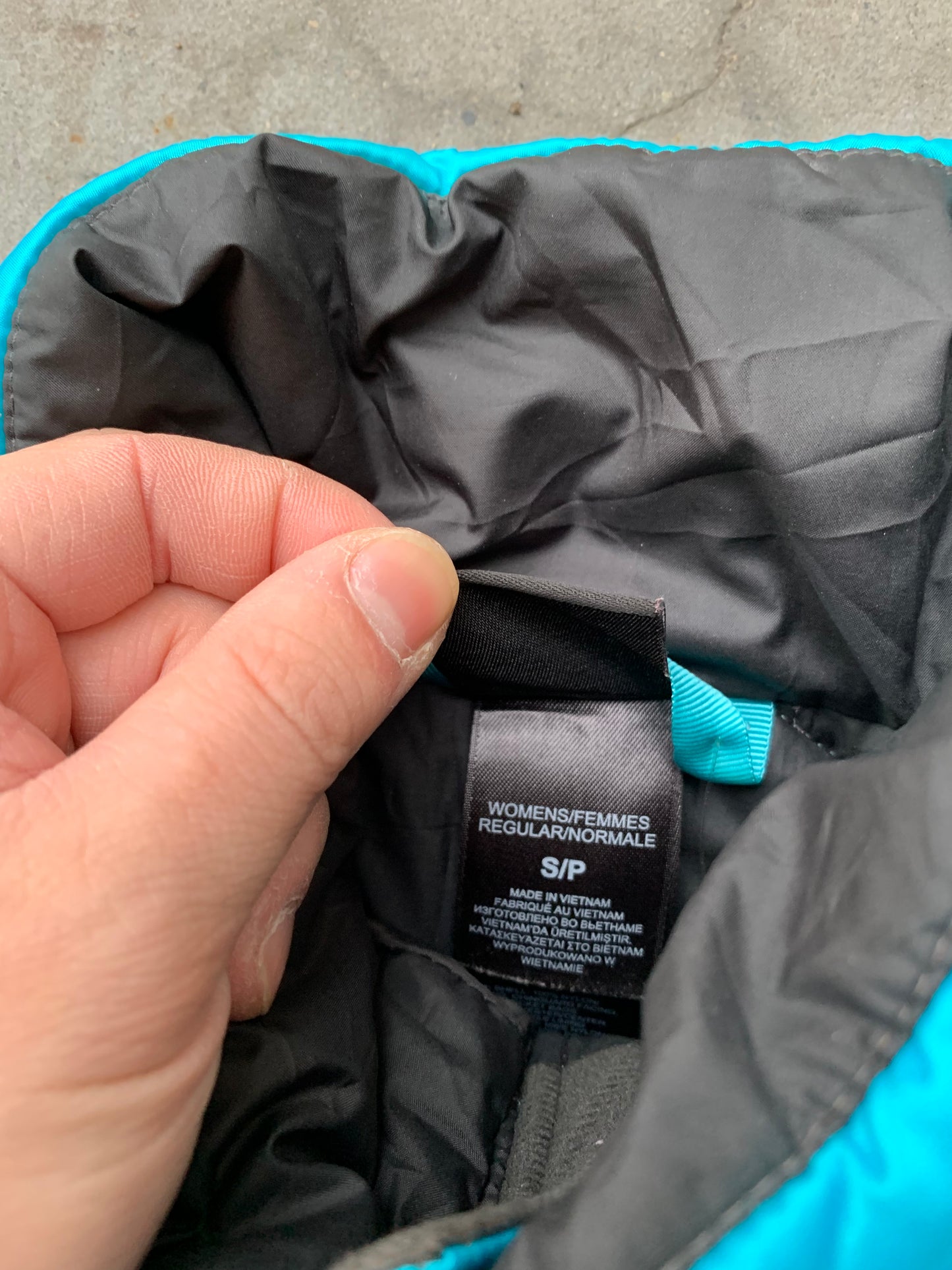 (S) The North Face Blue Puffer