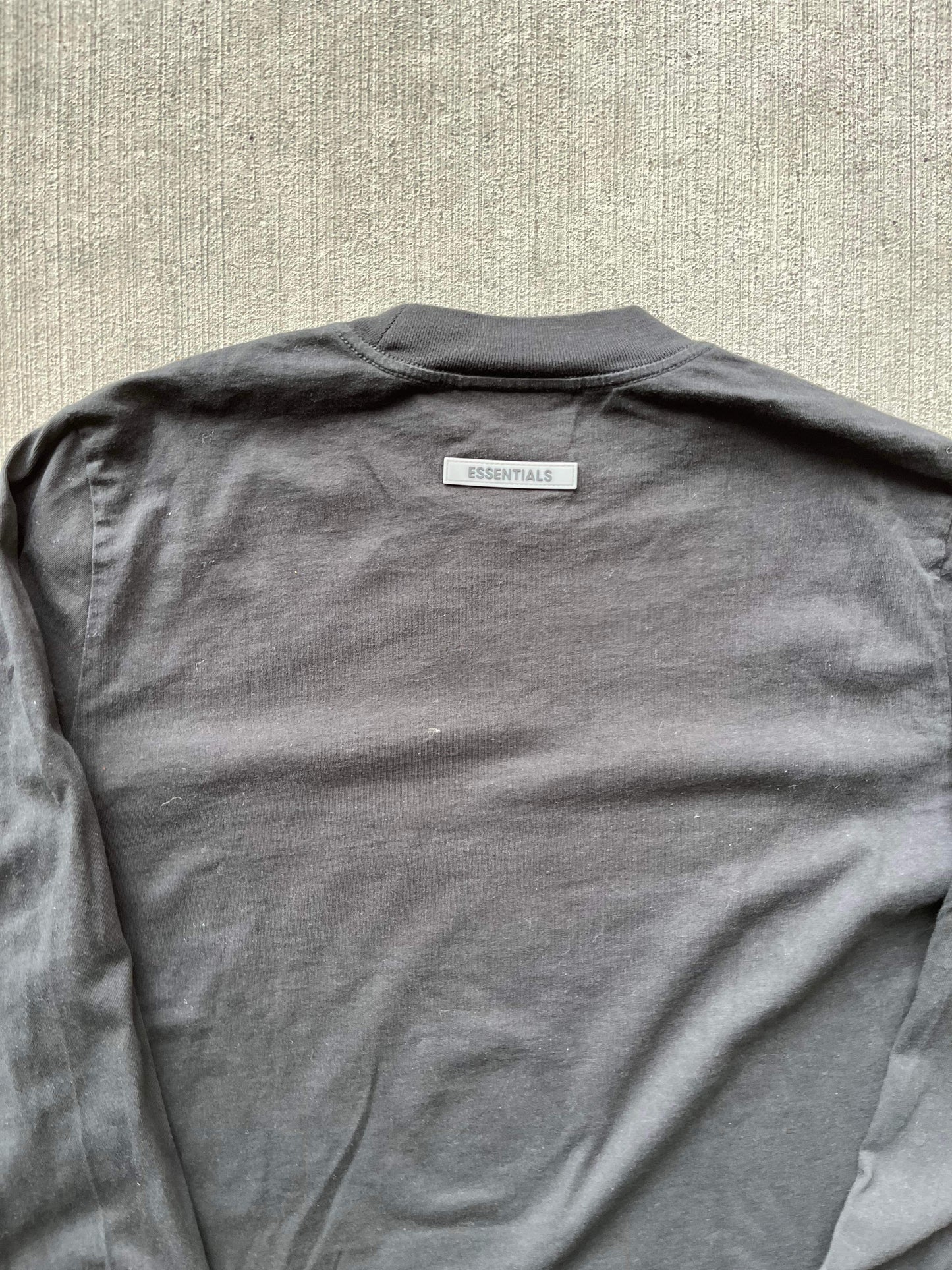 (M/L) Essentials FOG TEE