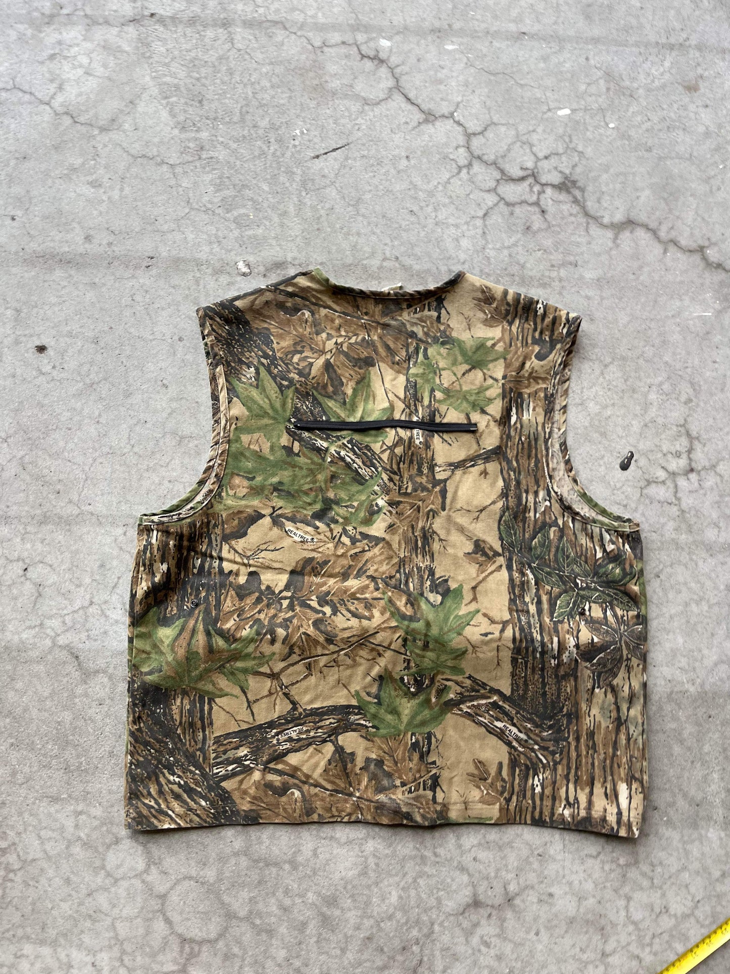 (2X) 90’s Real Tree Utility Vest