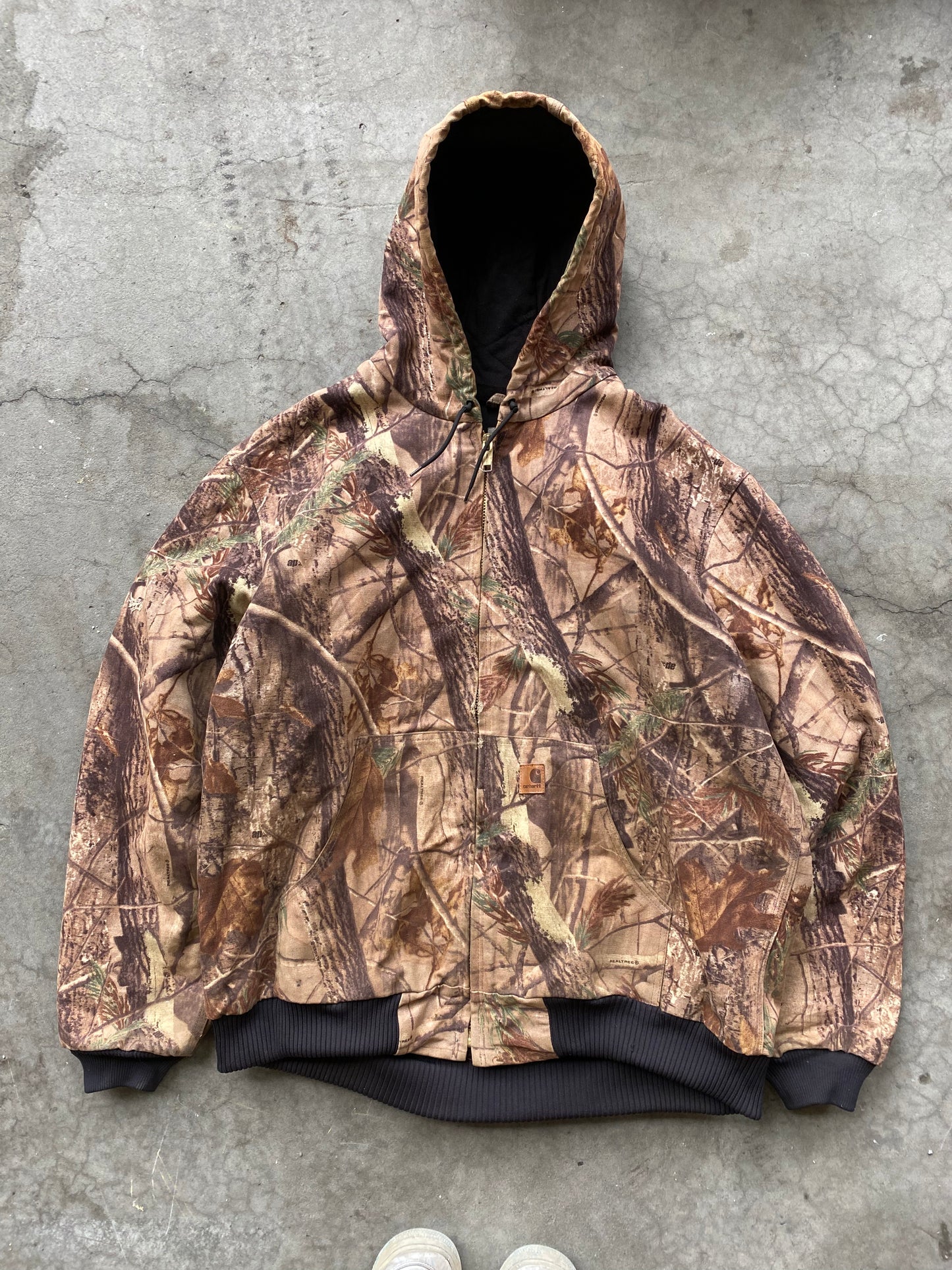 (XL/2X) Carhartt Real Tree Hooded Jacket