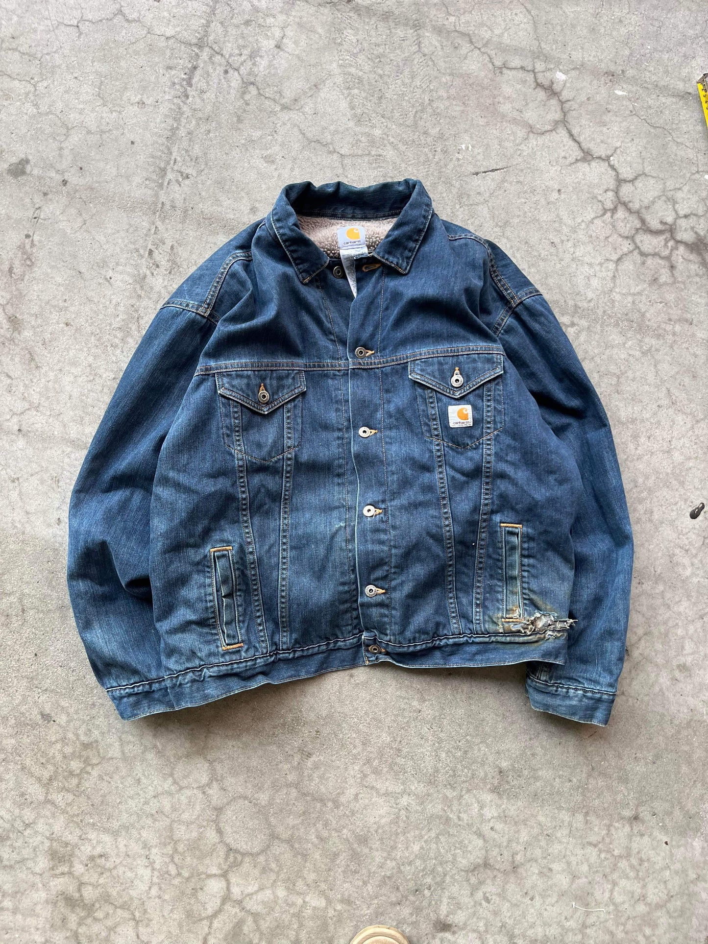 (2X/3x) Carhartt Fleece Lined Denim Jkt