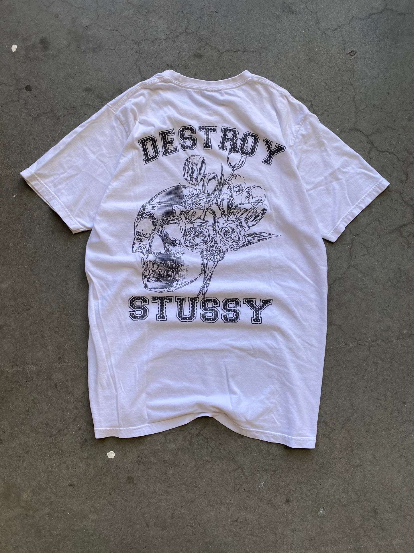 ( M ) 00’s Destroy Stüssy Tee