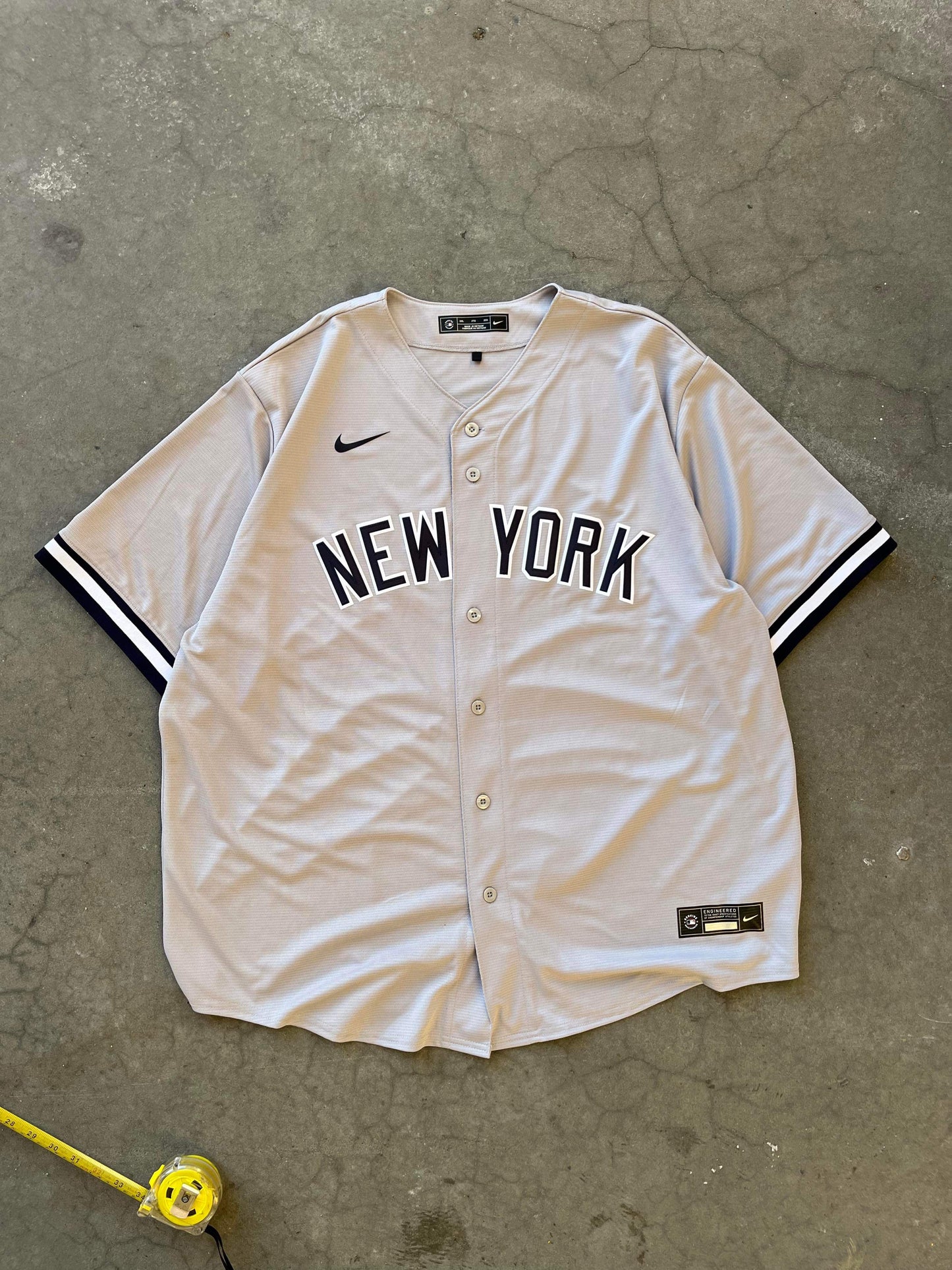 (2X) Nike New York Yankees Jersey
