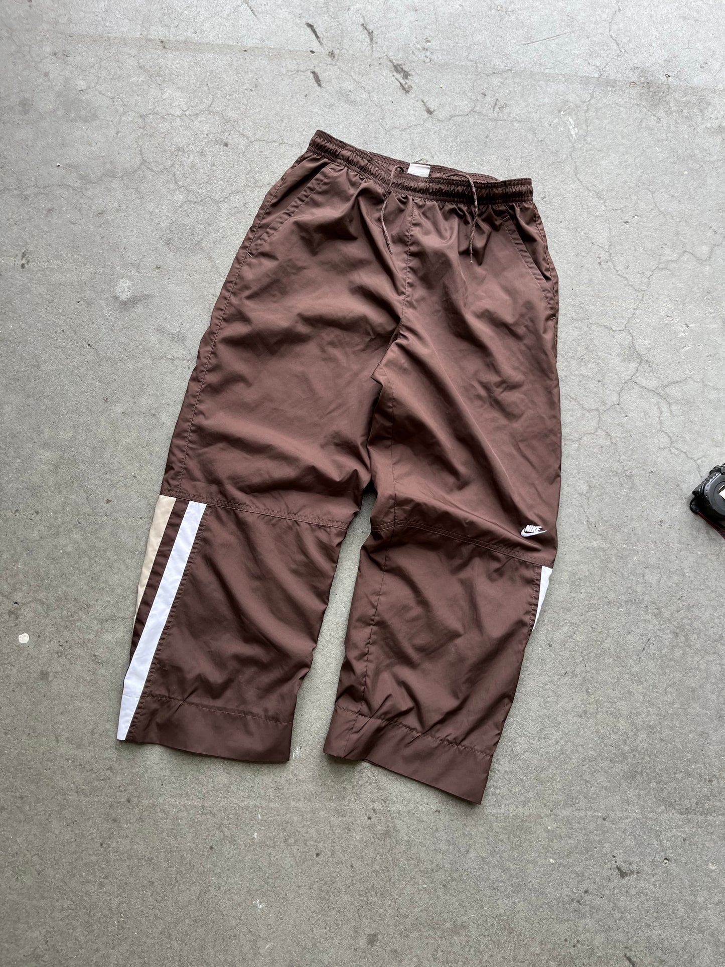 (M) 00’s Brown Nike Windbreaker Pants