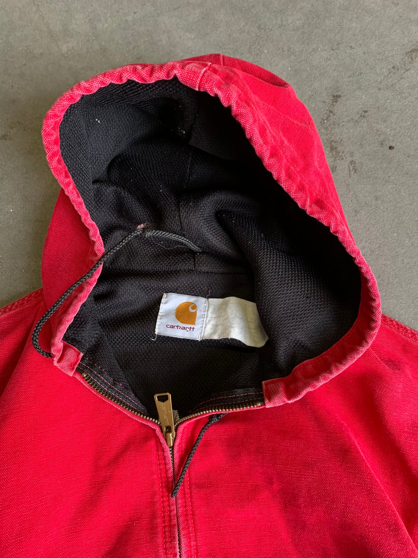 (L/XL) Vintage Red Carhartt Hooded Jacket