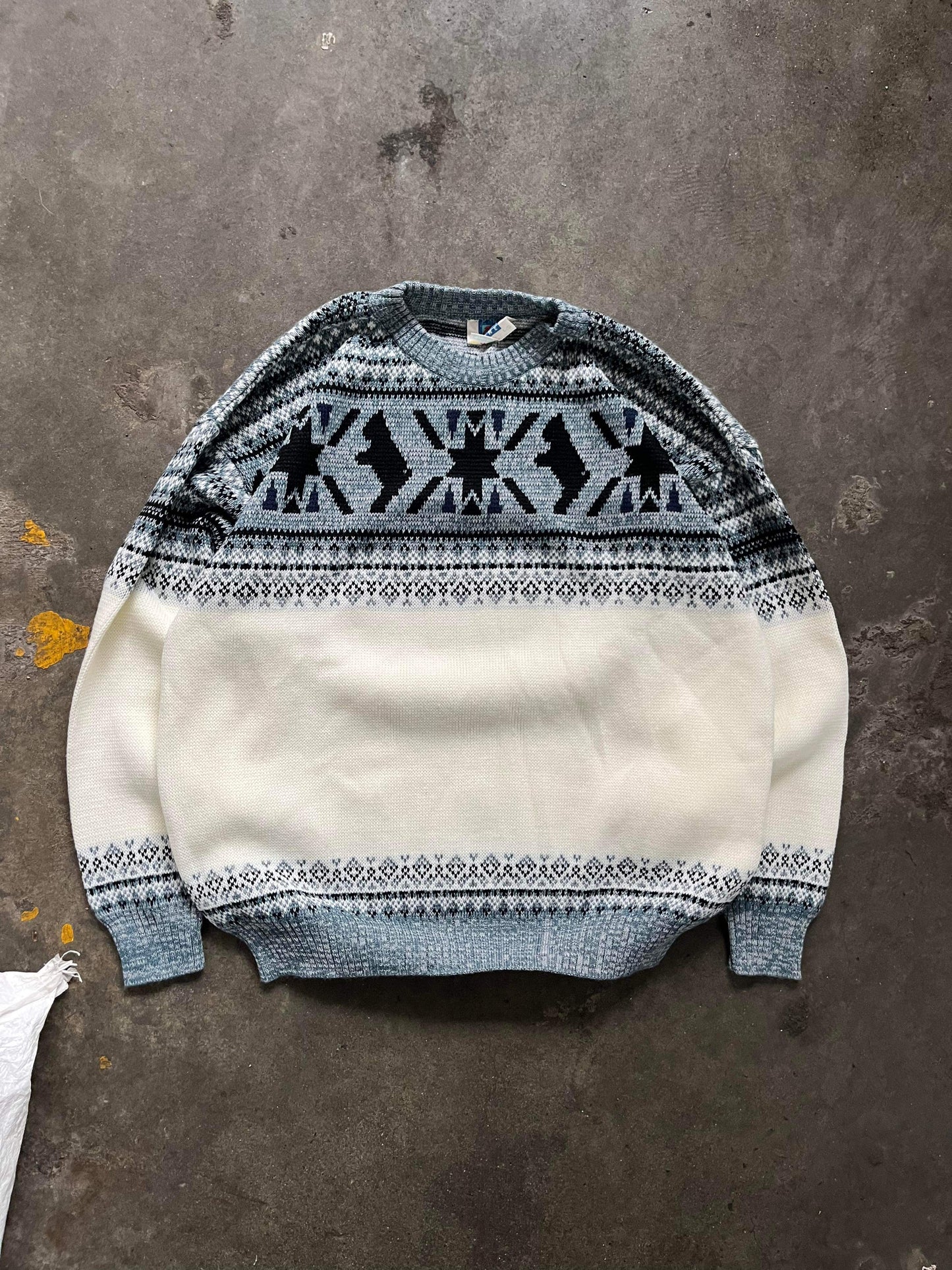 (L/XL) Vintage Pattern Knit