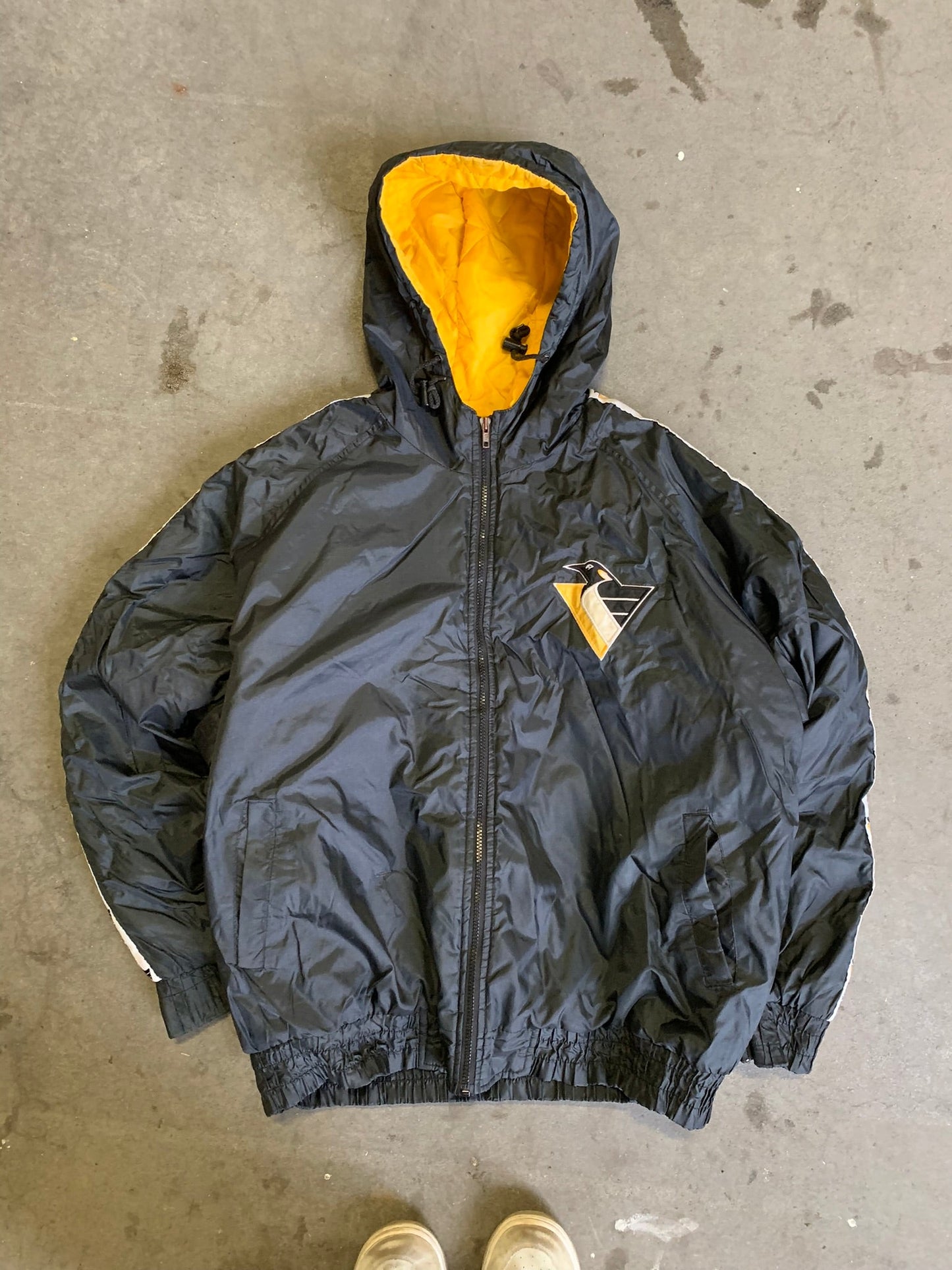 (XL/2X) 90’s Pittsburgh Penguins Parka