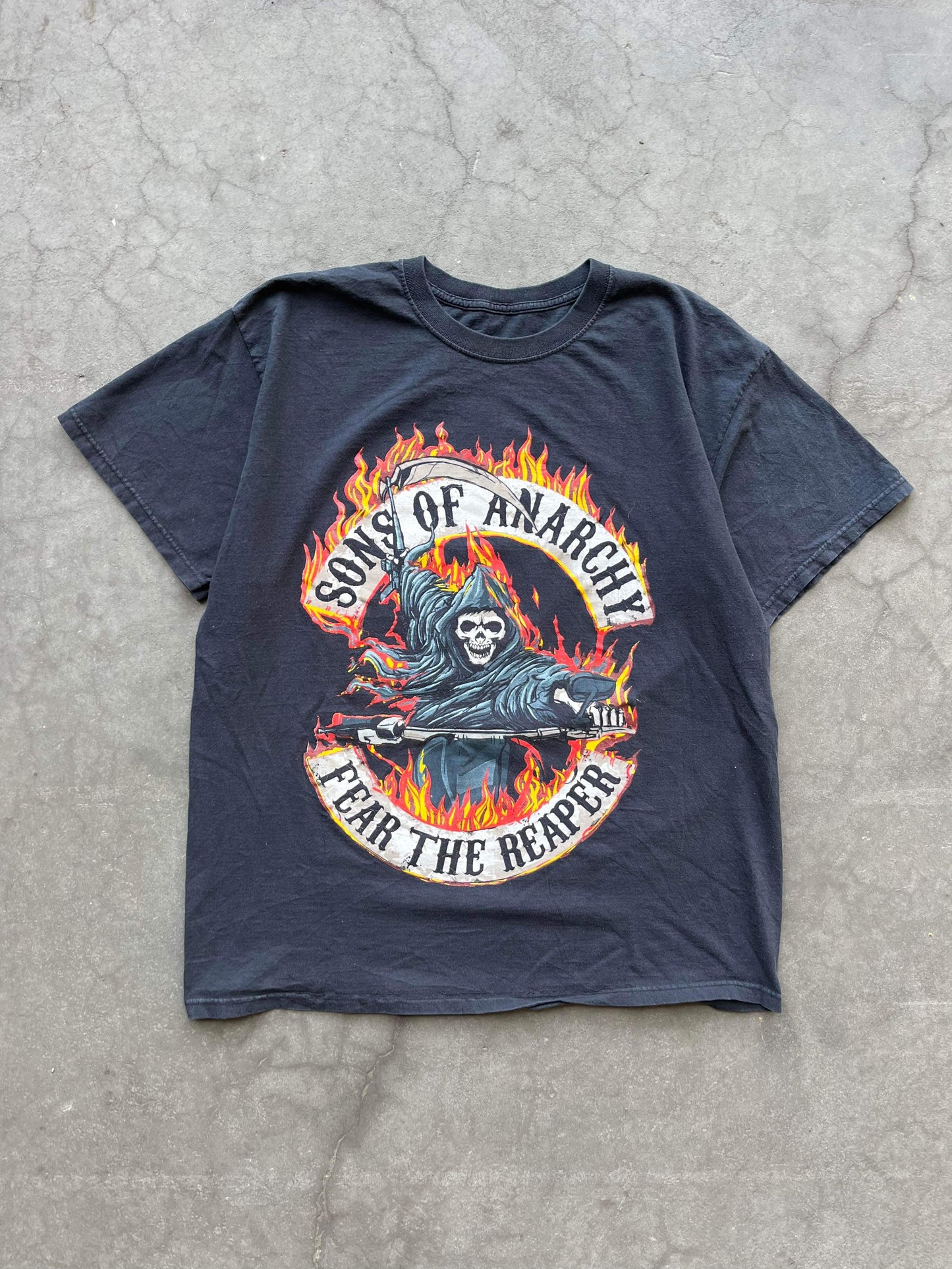 ~ (L) Sons of Anarchy Fear the Reaper Tee