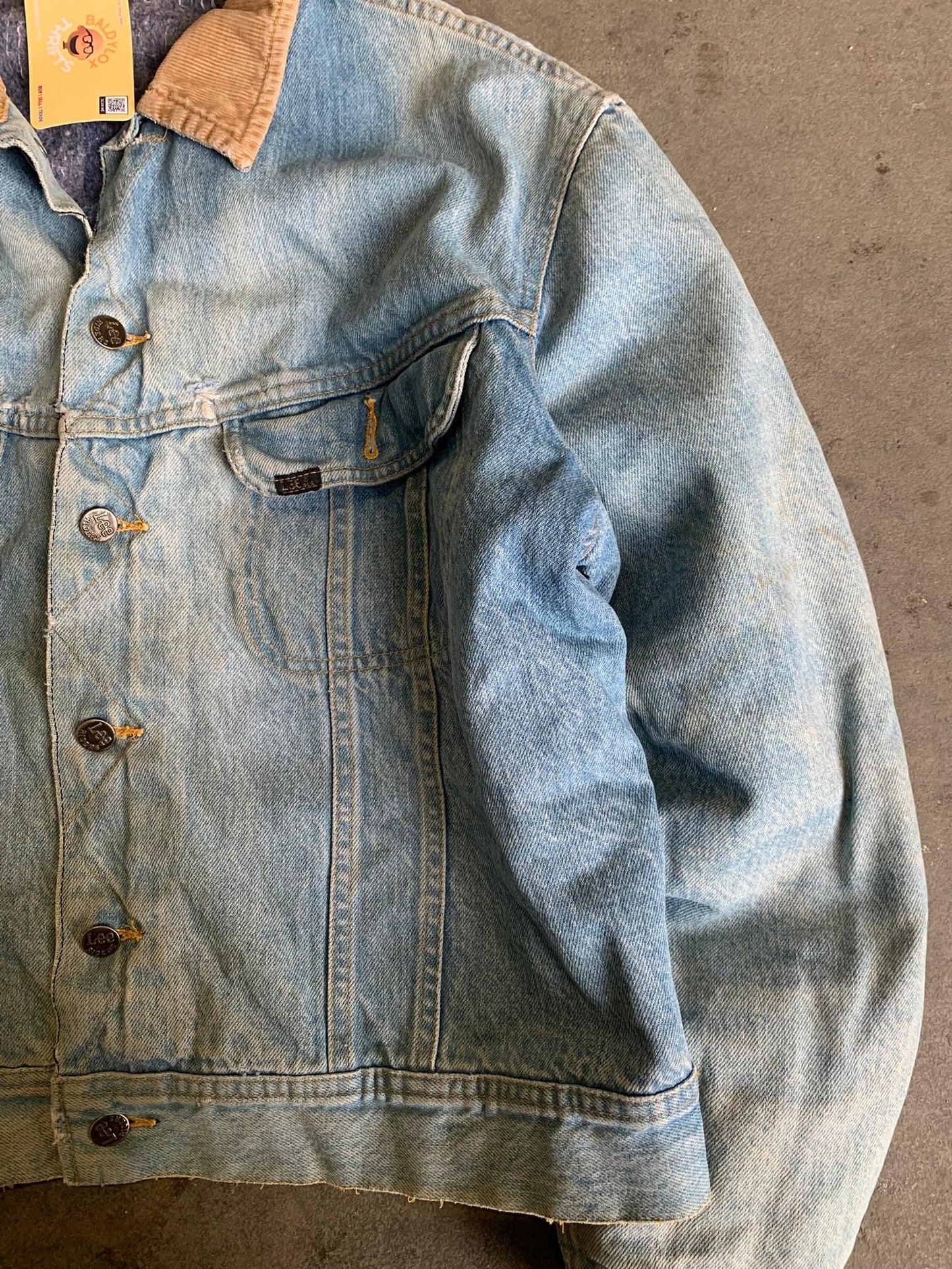 (S/M) 90’s Lee Sunfaded Denim Trucker Jacket