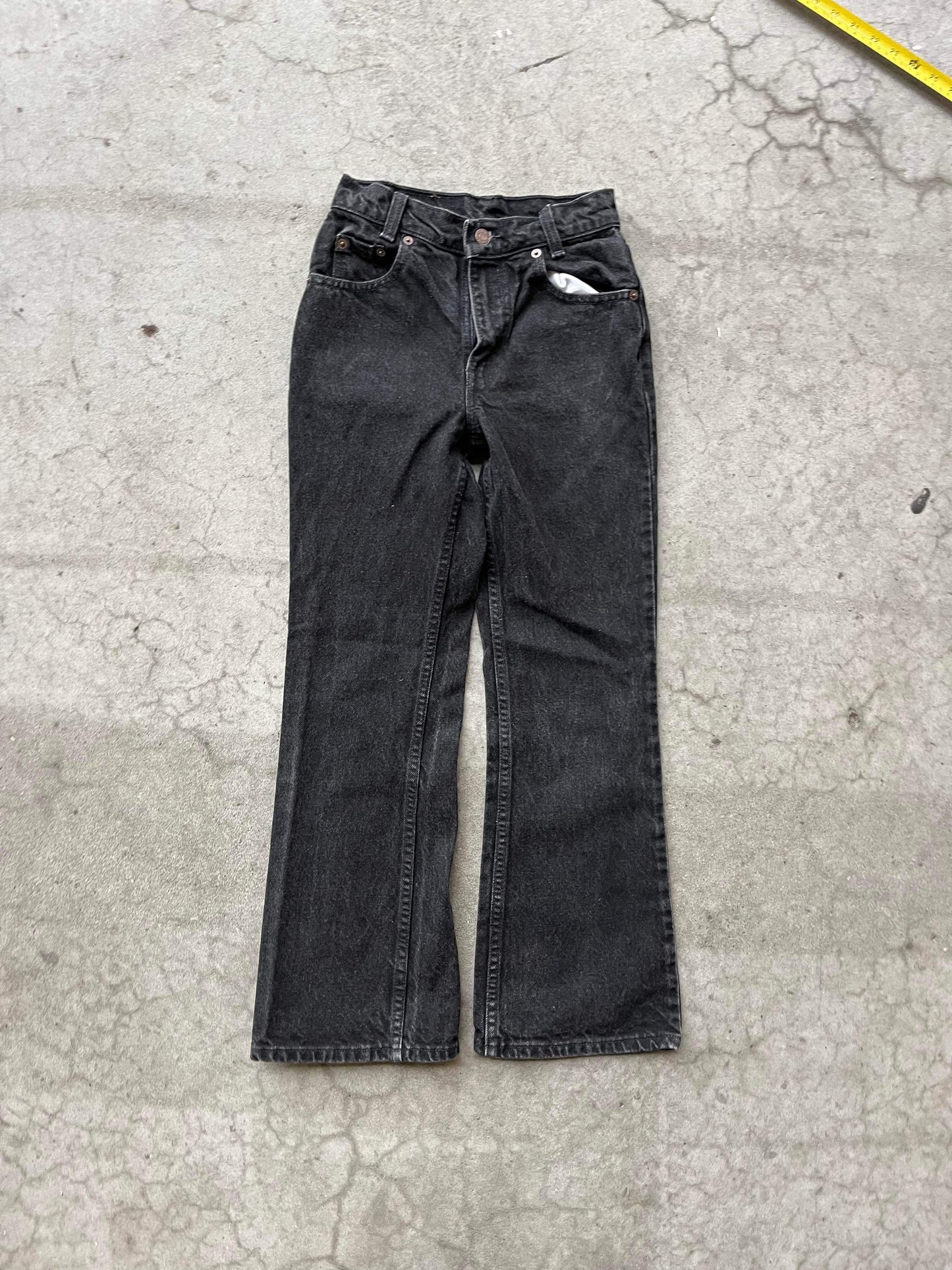 (24”) 90’s Levis Bootcut Denim