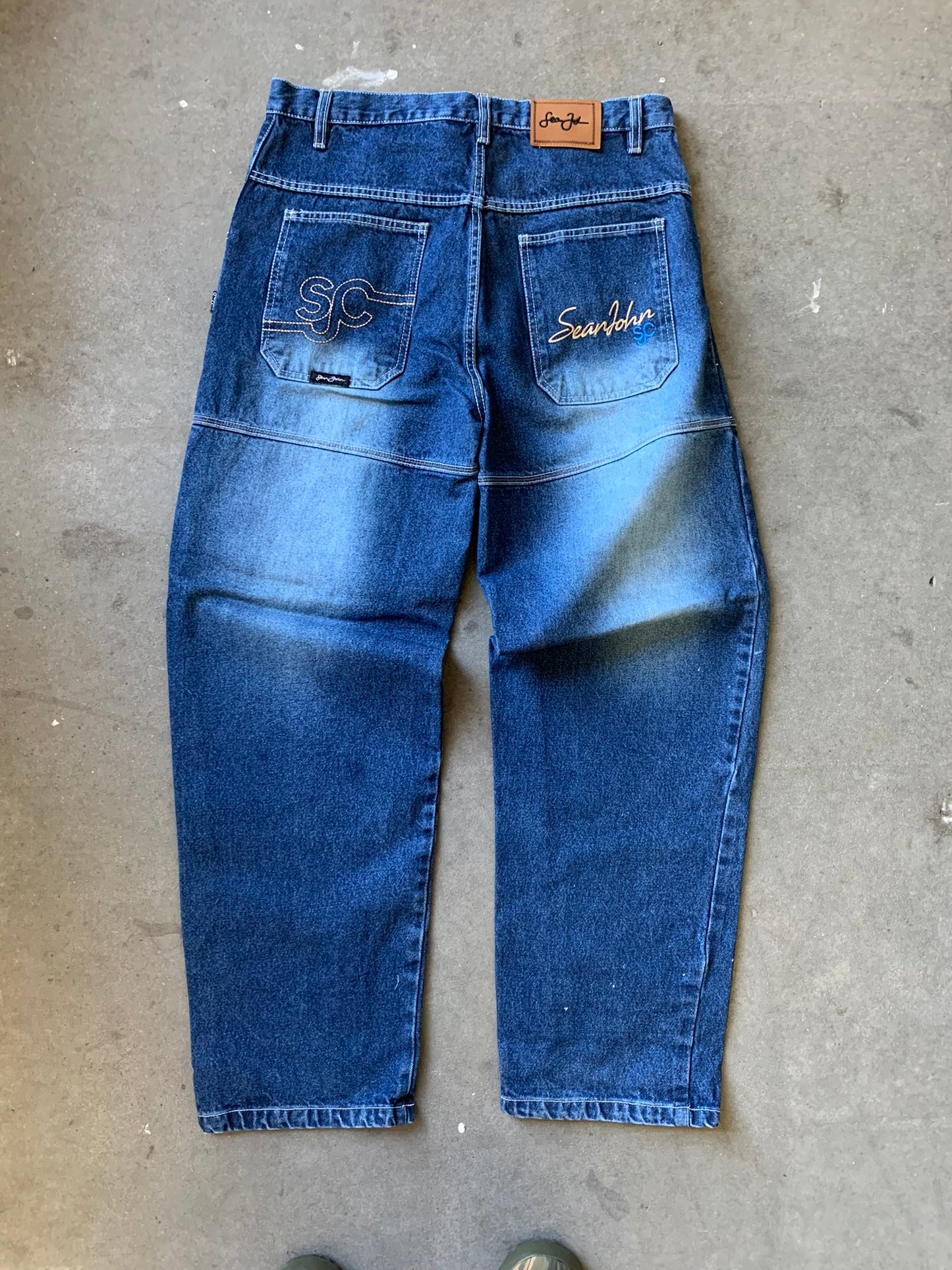 (36”) Sean John Multi Pocket Sunfaded Denim