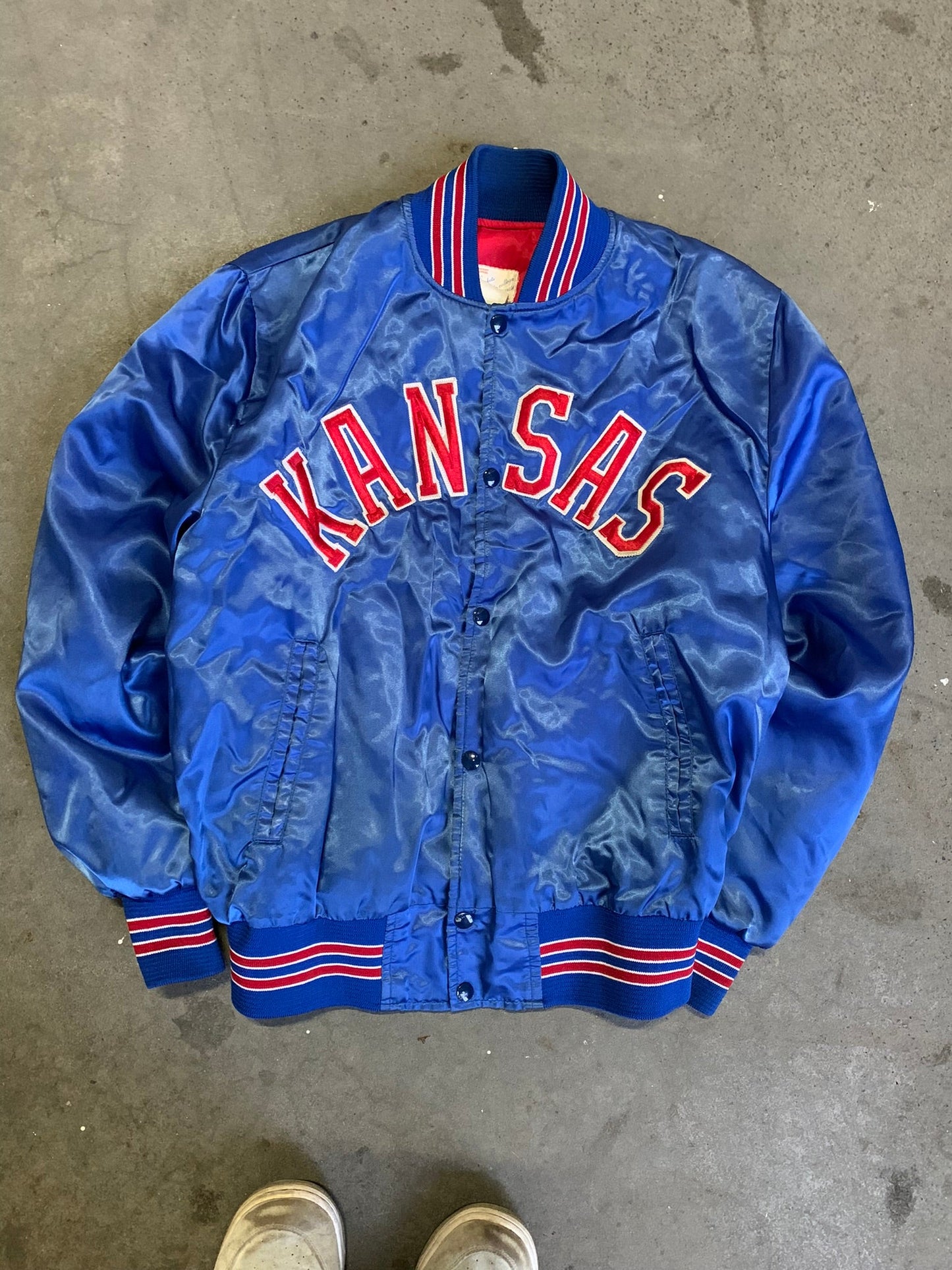 (L) 80s/90s Kansas U Satin Bomber