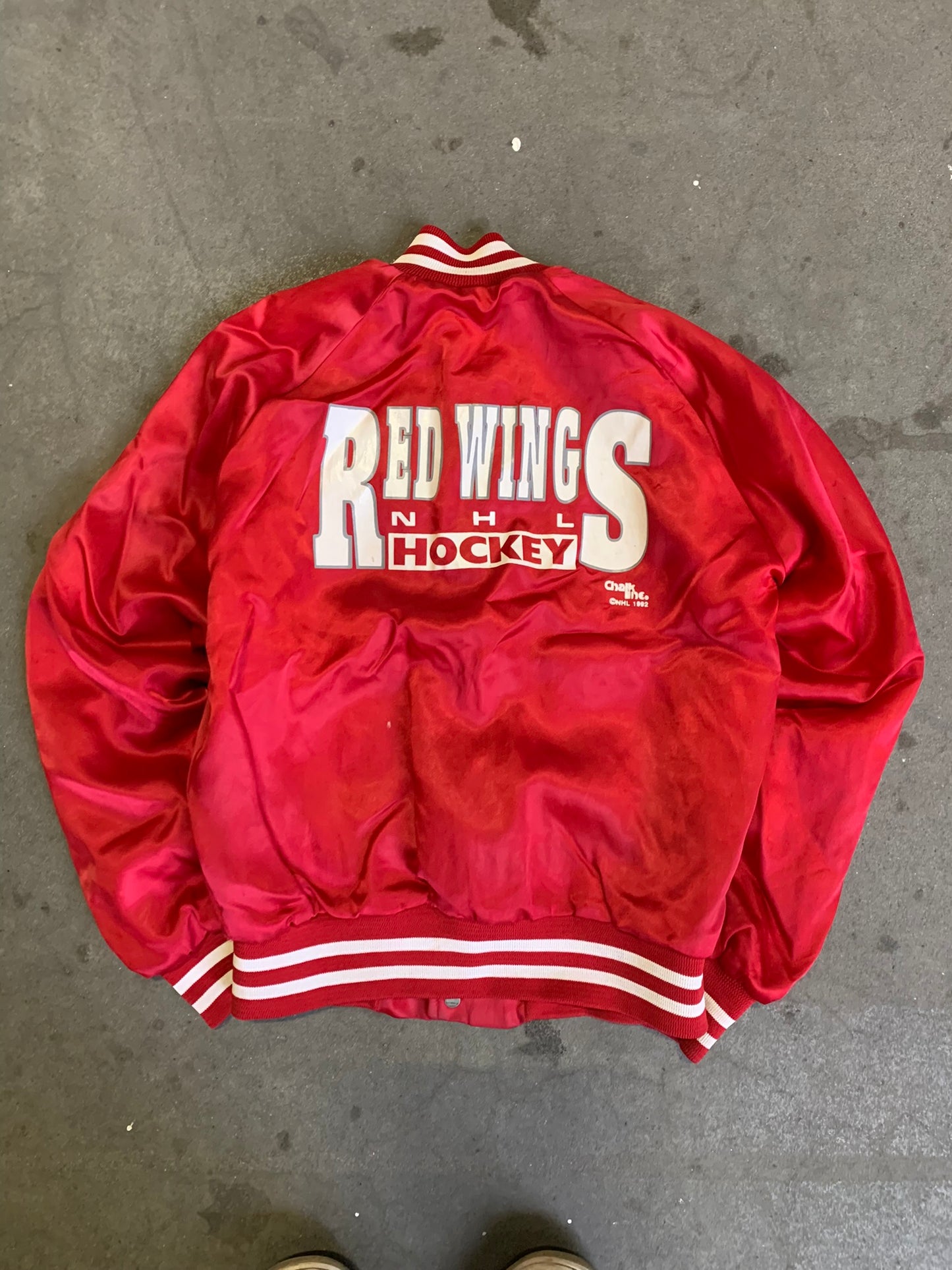 (XS) 1992 Chalkline Detroit Red Wings Satin Jacket