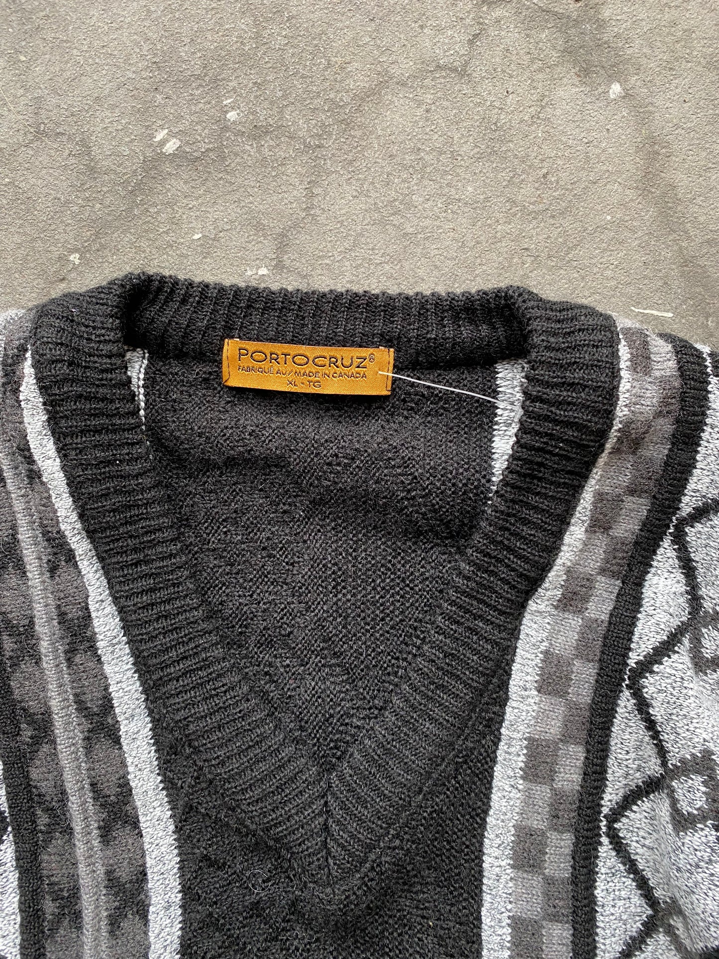 (L/XL) 90’s V Neck Textured Knit