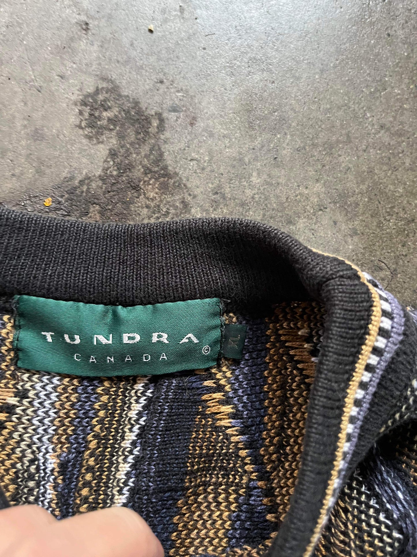 (XL/2X) 90’s Tundra 3D Coogi Style Knit