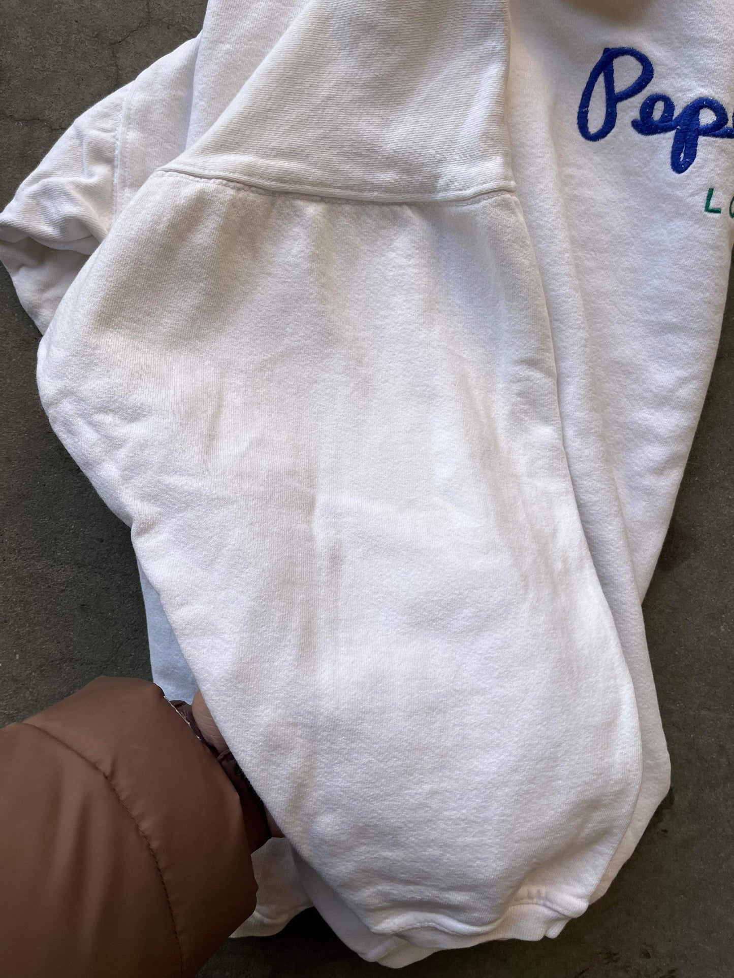 (L) 90’s Pepe Jeans London Crewneck