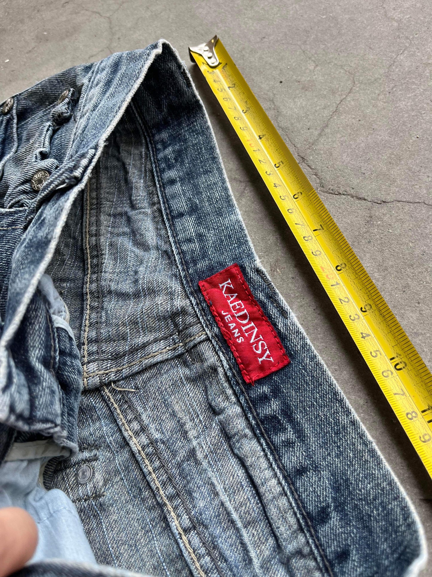 (30”) Y2K Sunfaded Denim