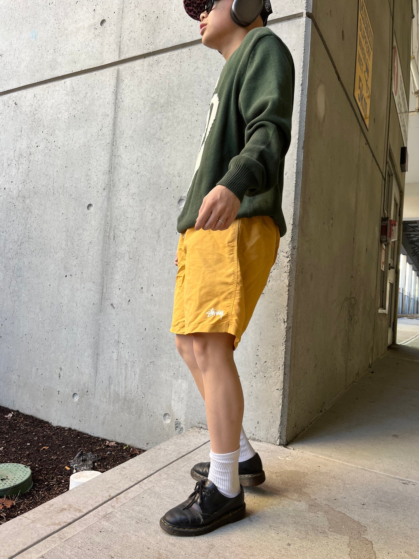 ~ (M) Stussy Logo Shorts