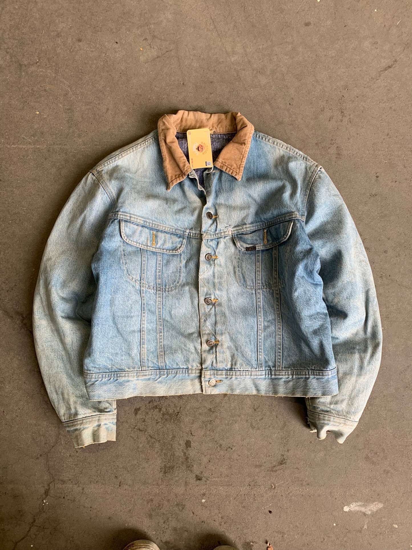 (S/M) 90’s Lee Sunfaded Denim Trucker Jacket