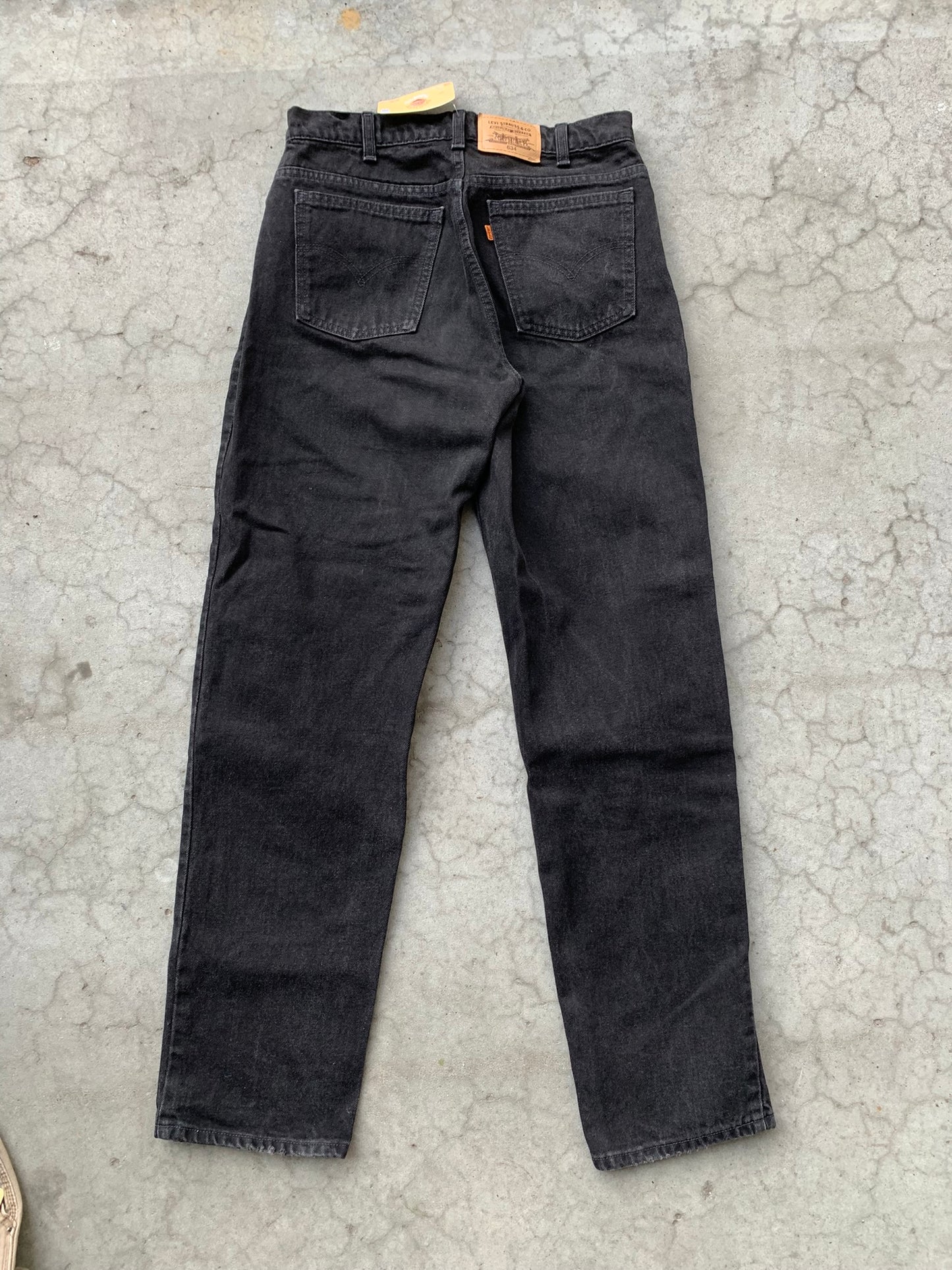 (32”) 90’s Levi’s Black Orange Tabs Denim