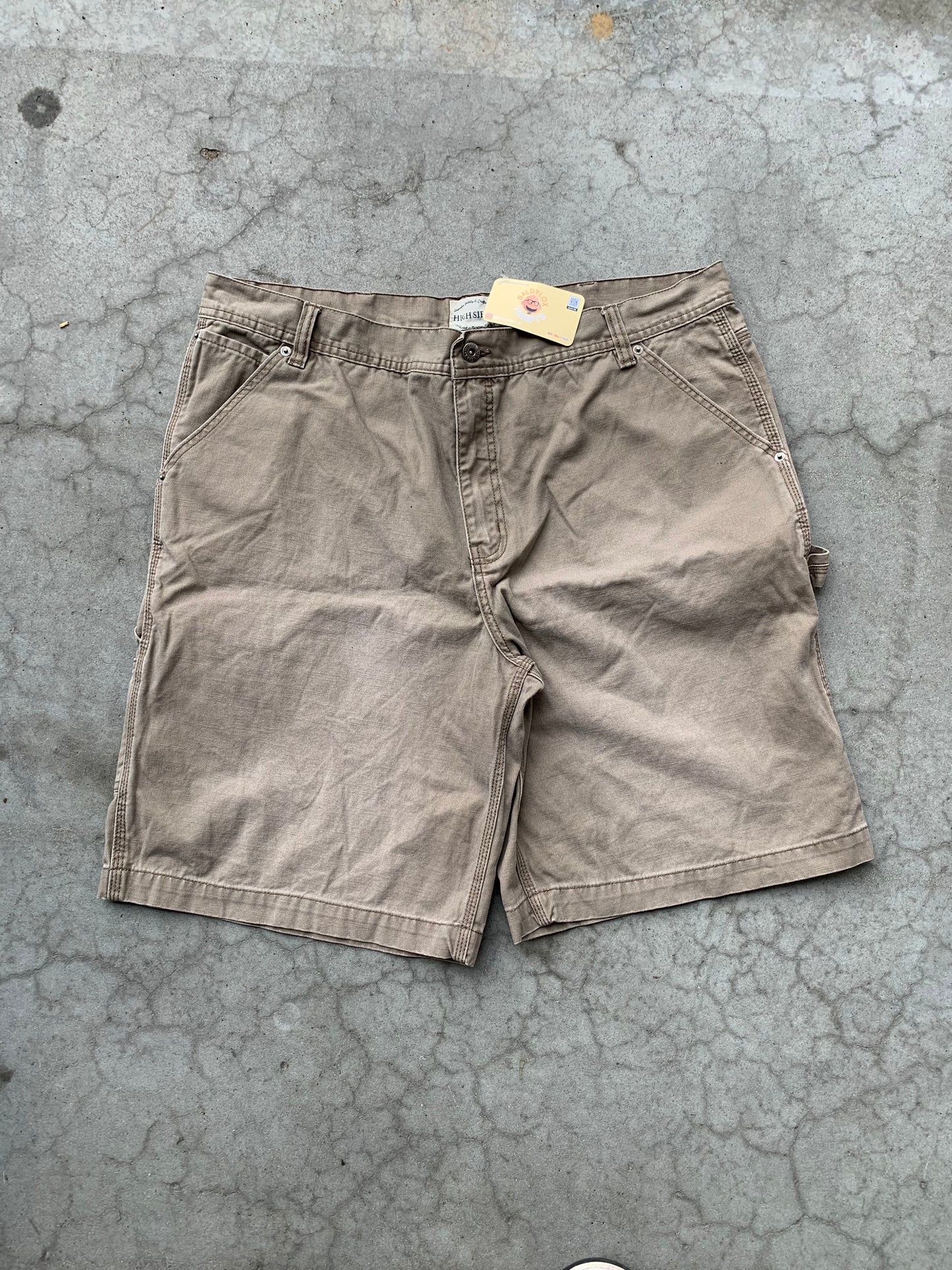 (40”) Vintage Carpenter Style Shorts