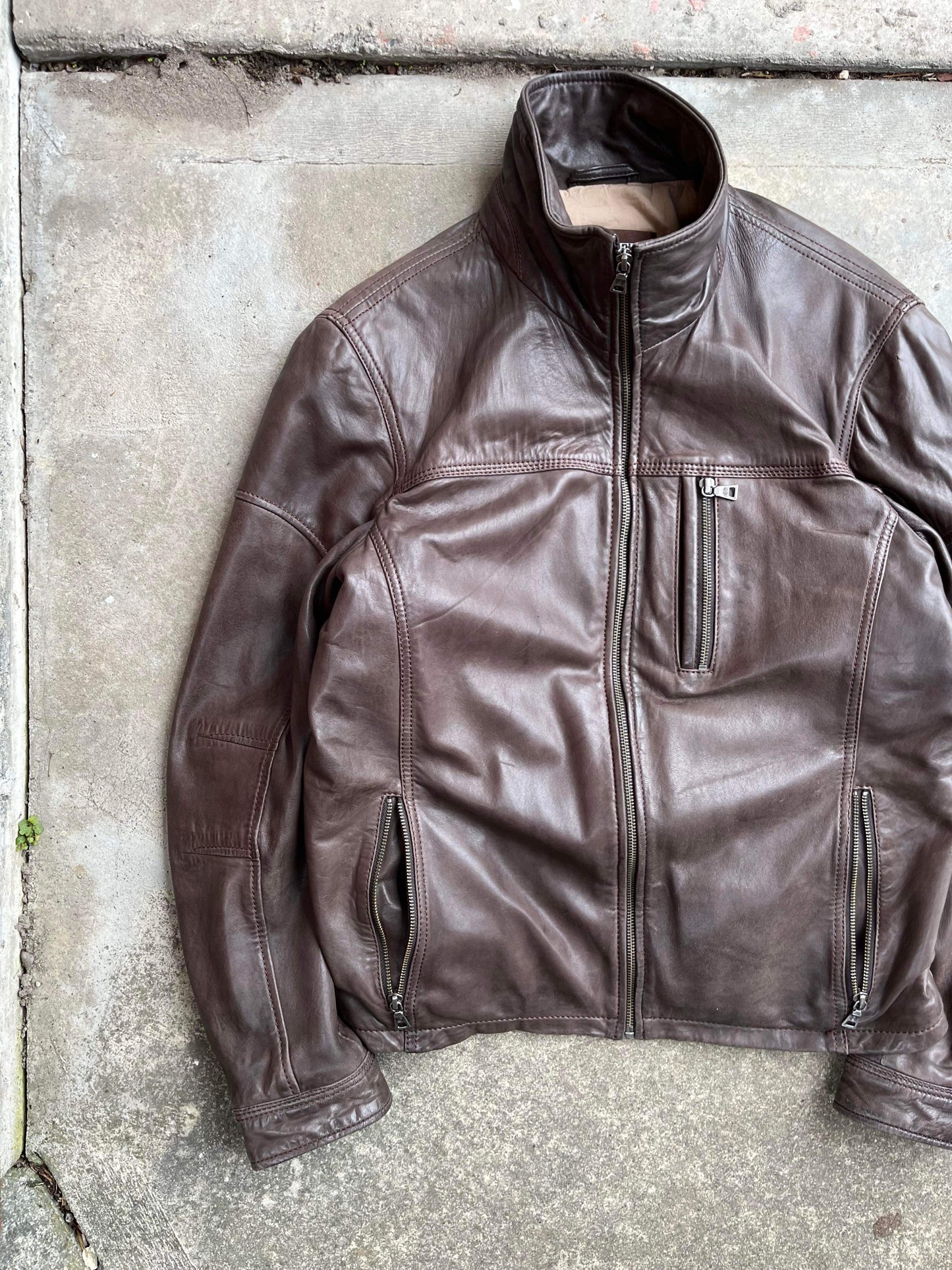 (M/L) Vintage Danier Genuine Leather Jkt