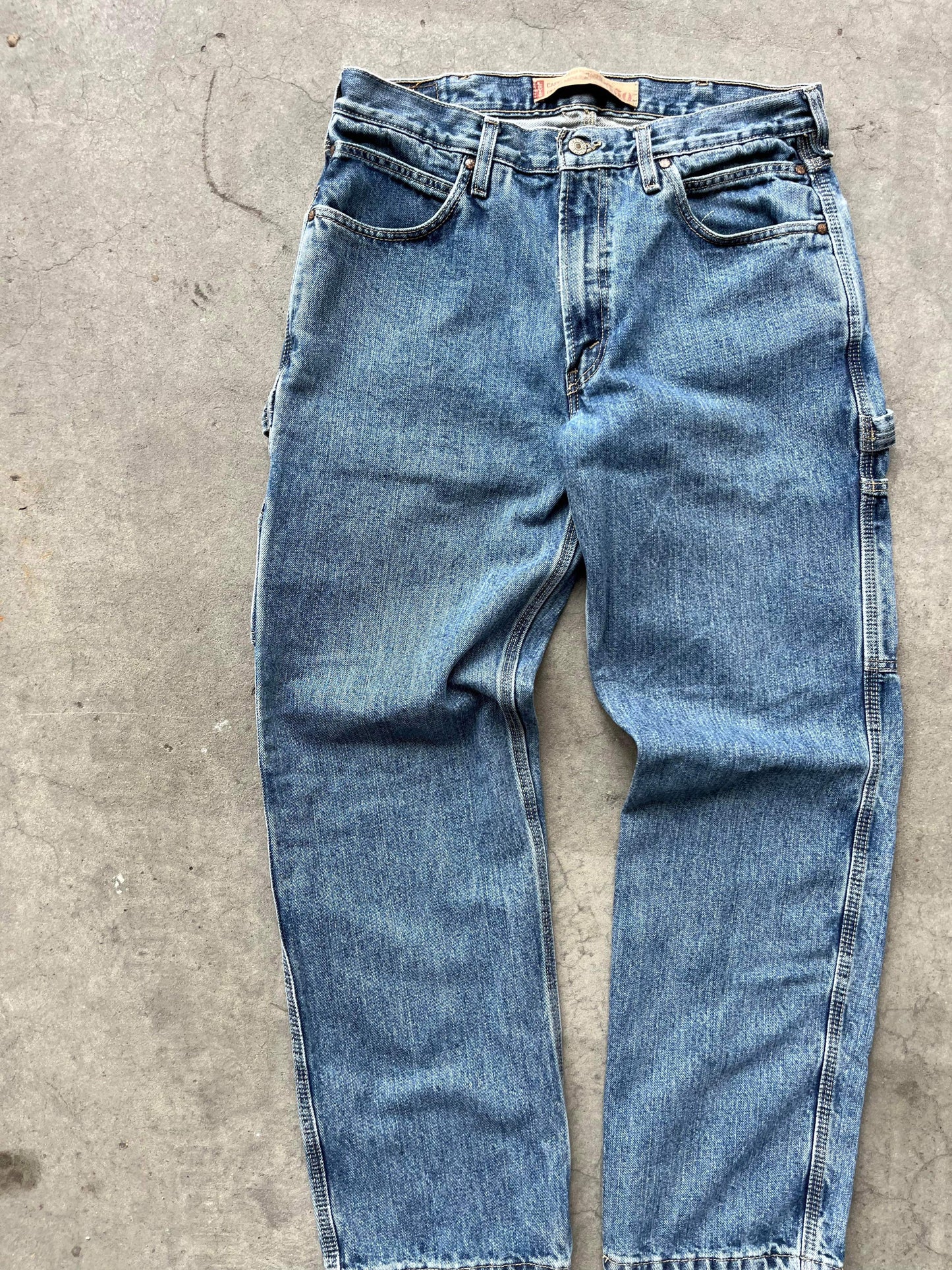 (34”) Levi Carpenter Jeans