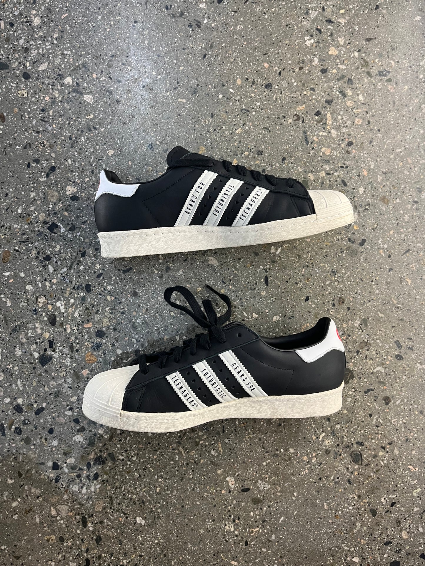 (US8.5) Humanmade x Superstars