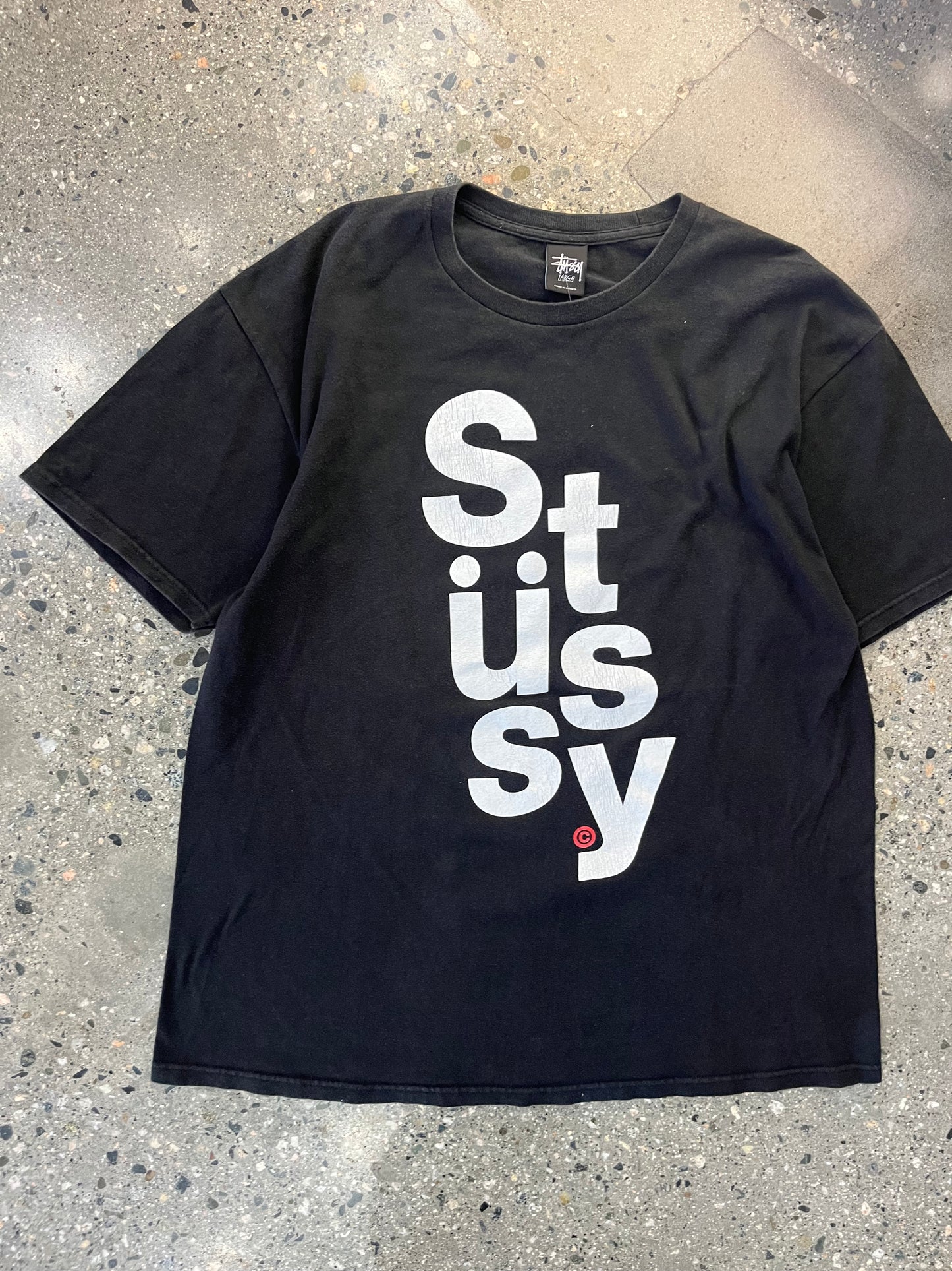 (L) Stussy Vertical Script Graphic Tee