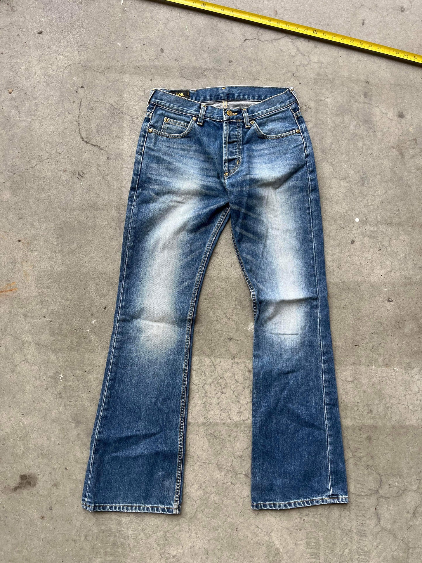 (30”) Vintage Sunfaded Lee Denim Jeans