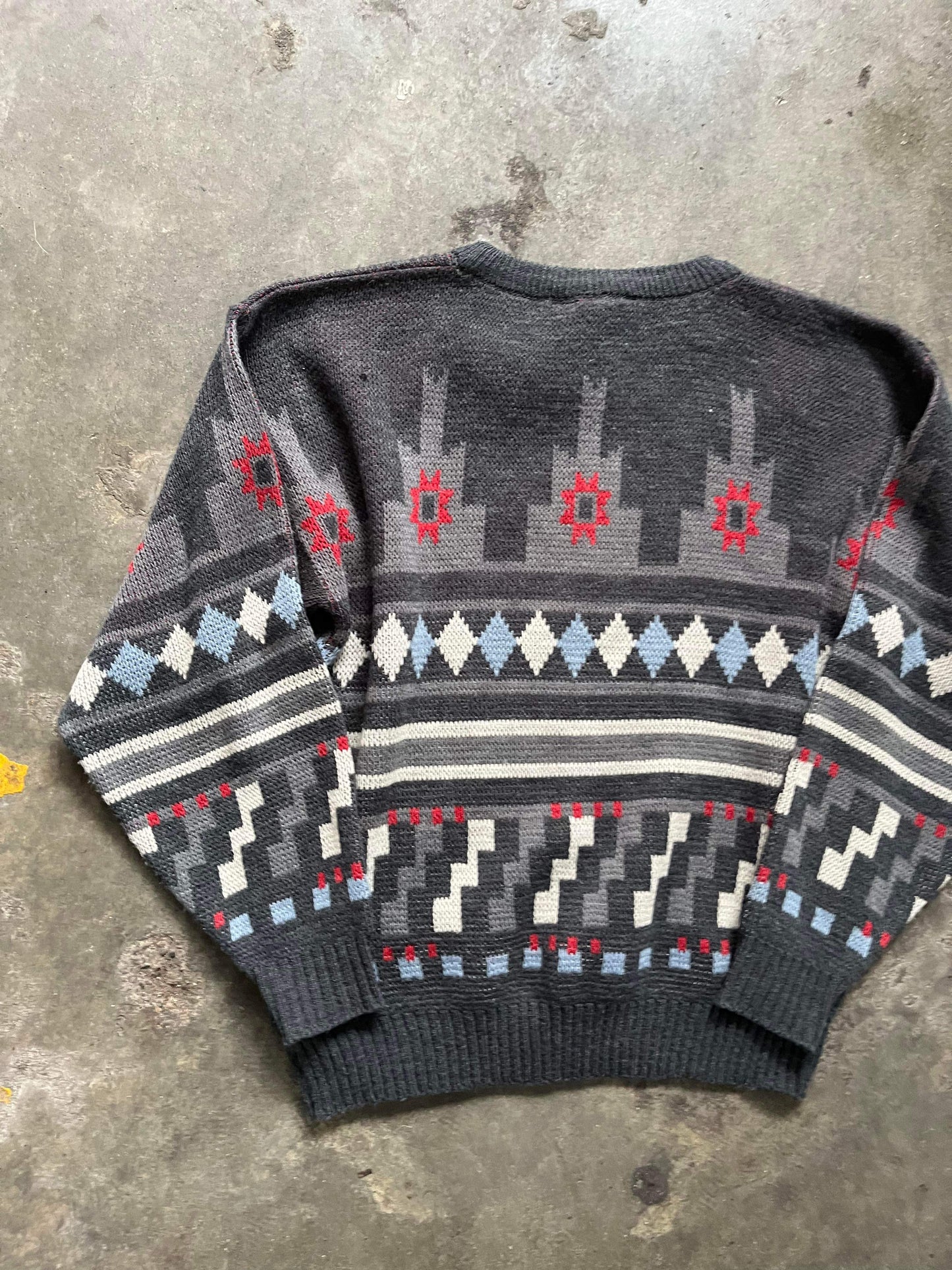 (L) Vintage Pattern Knit