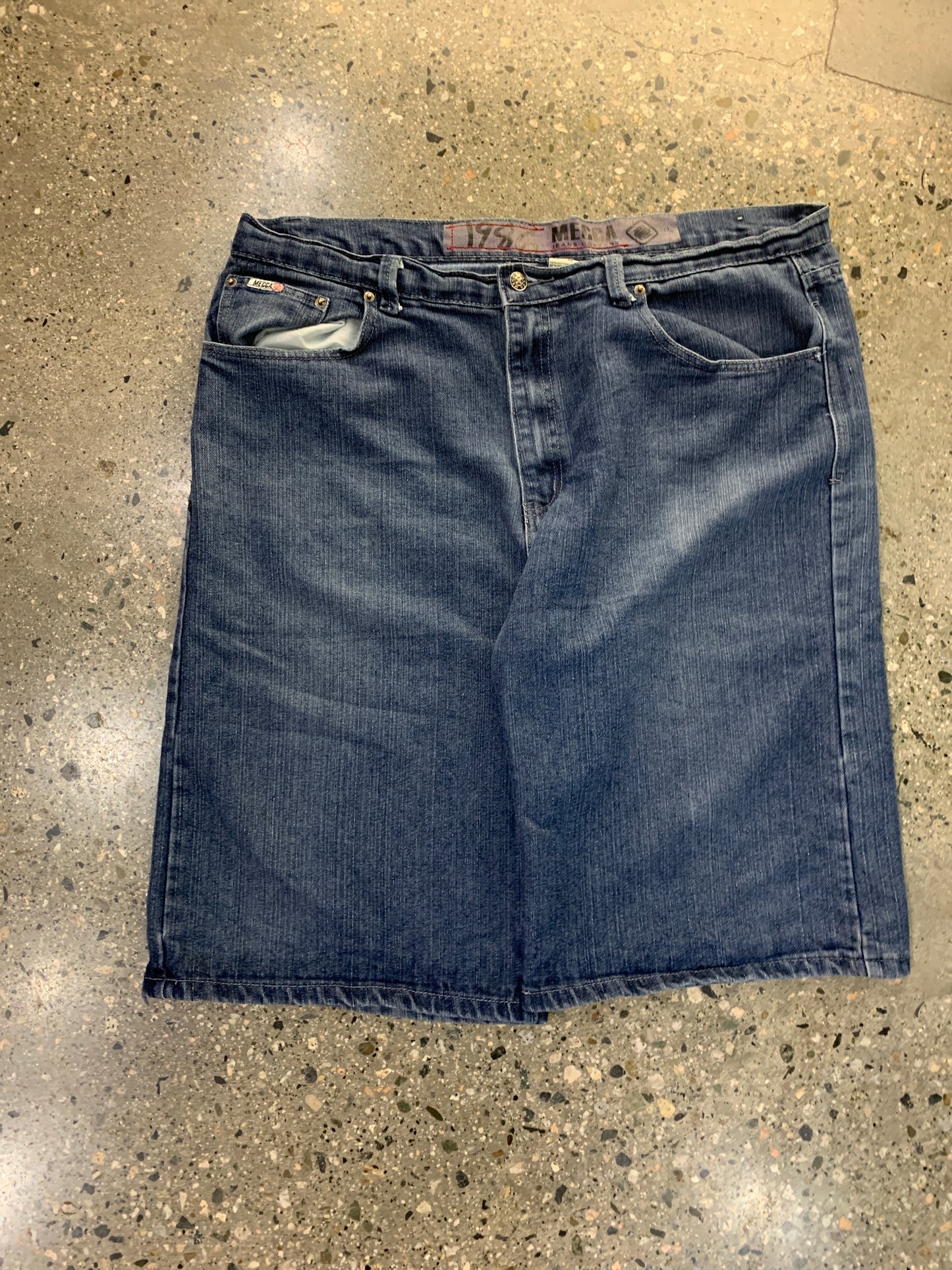 SH21 - 40w Mecca Baggy Jorts