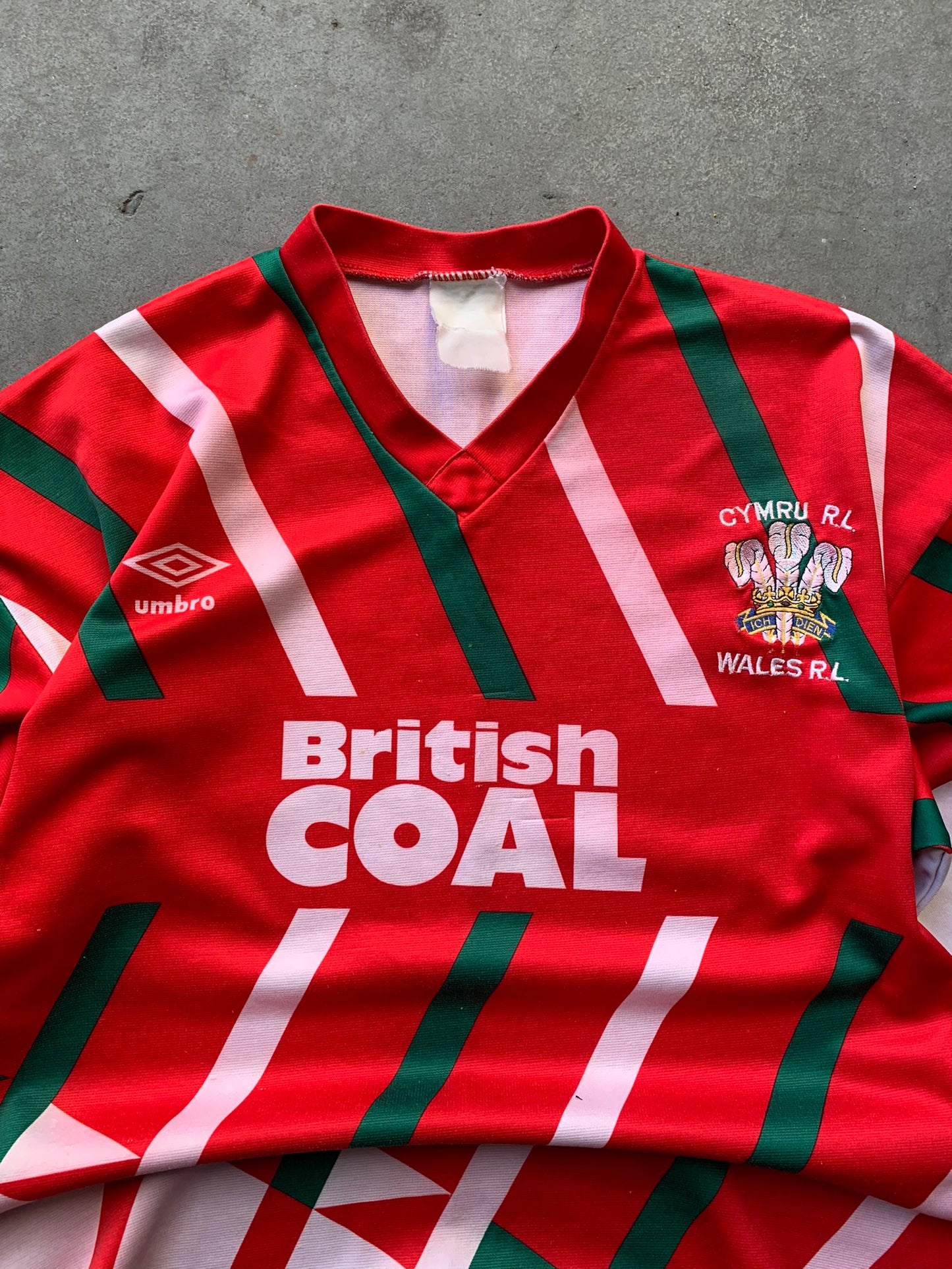 (M) 90’s Wales Rugby Kit