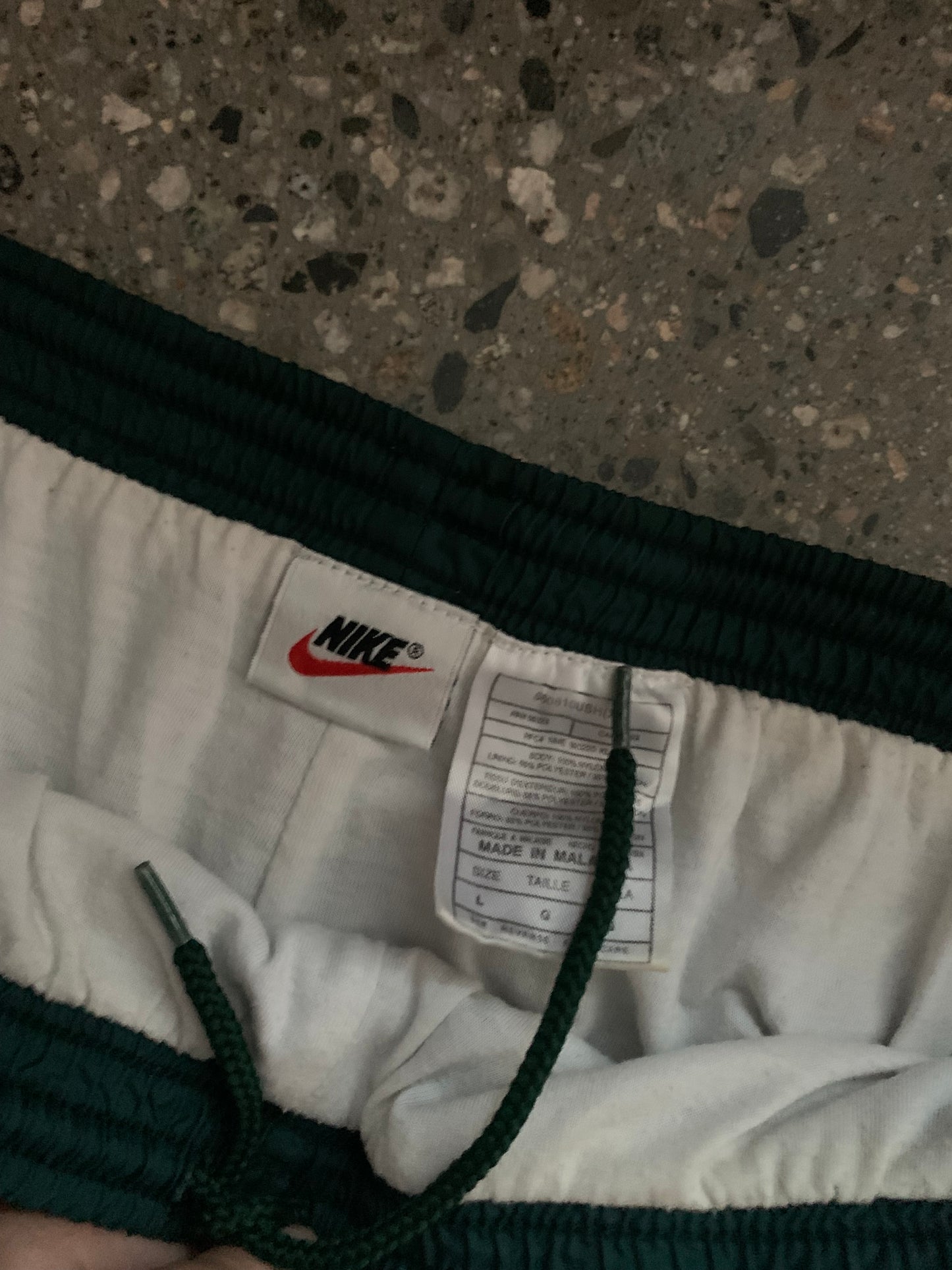 (L) 90’s Nike Tonal Windbreaker Pants