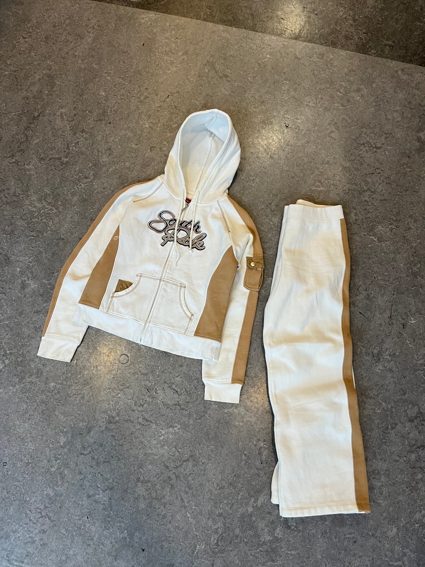 (XS) 00s South Pole Cream Track Suit